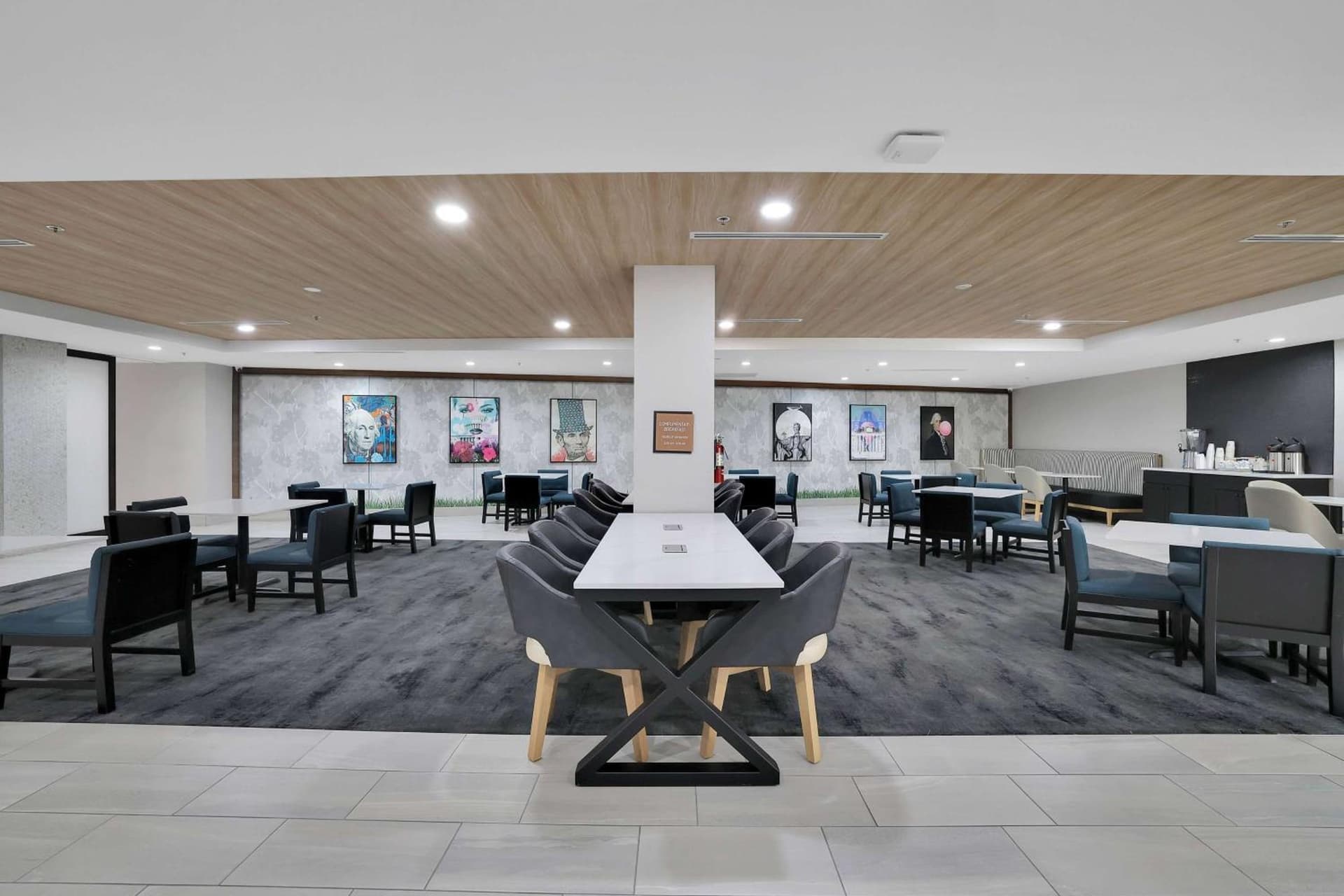 Holiday Inn Express & Suites Washington DC - NoMa