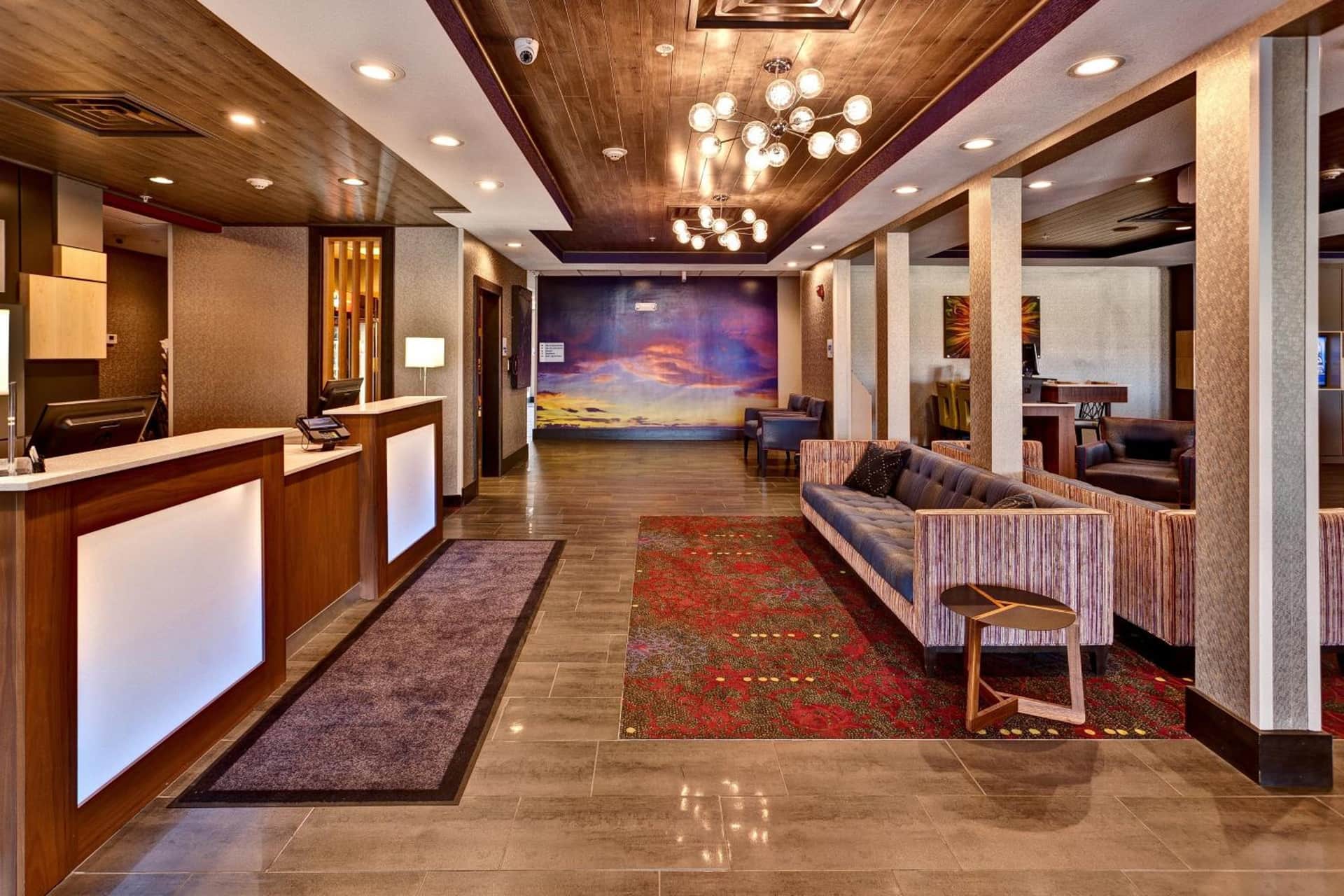 Holiday Inn Express Hutchinson