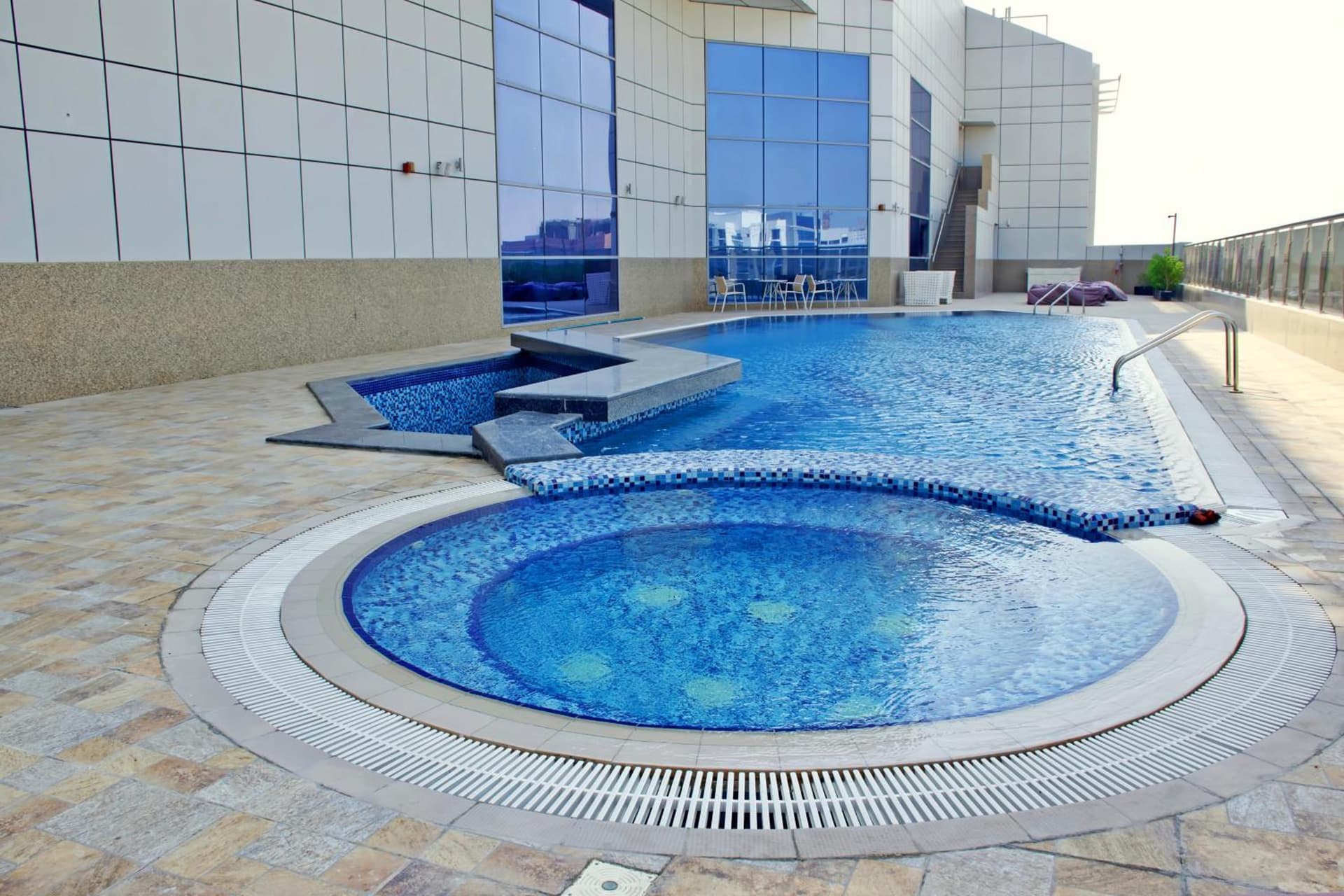 Seven Seas Hotel