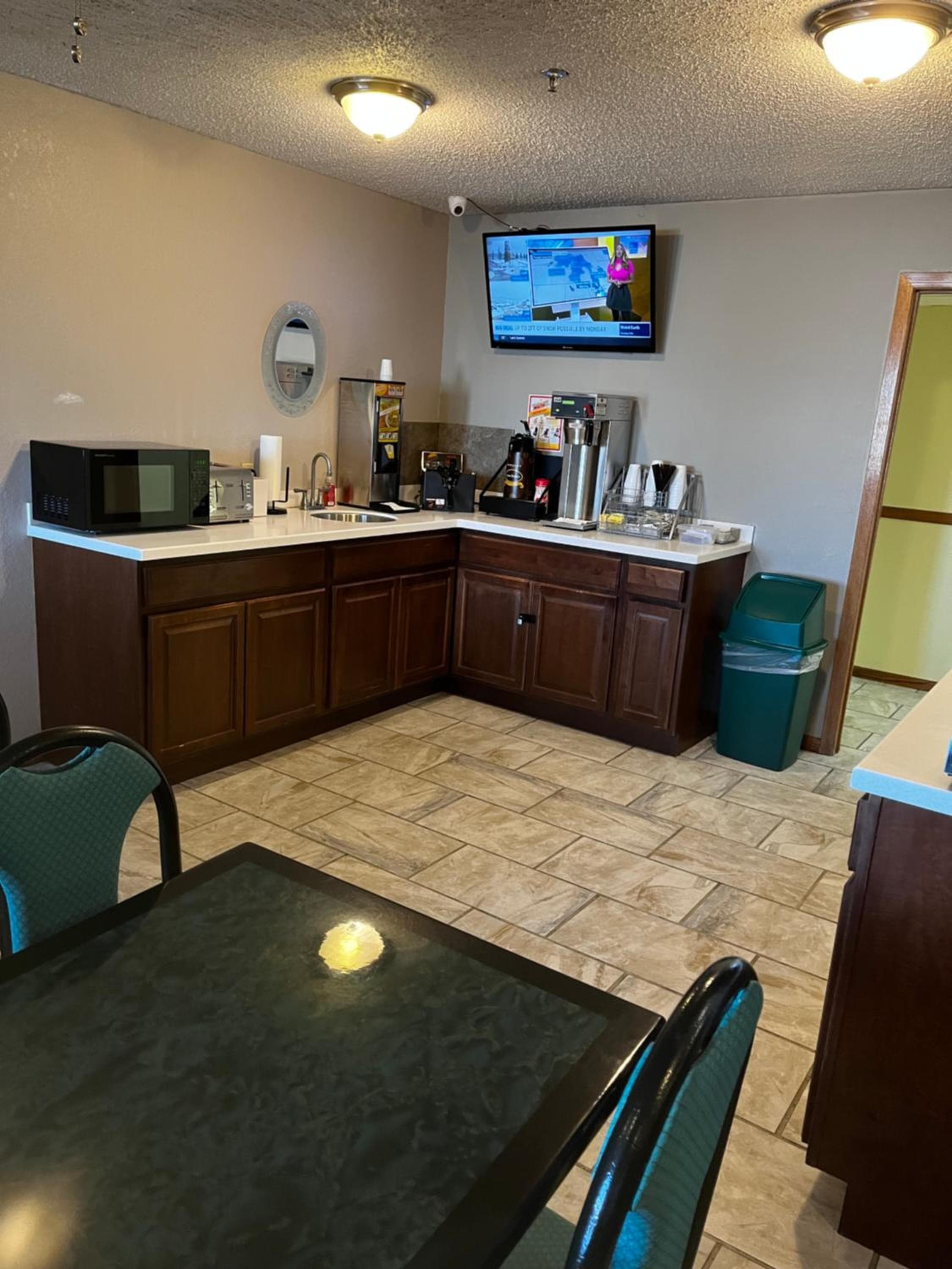 Super 8 by Wyndham Smithville