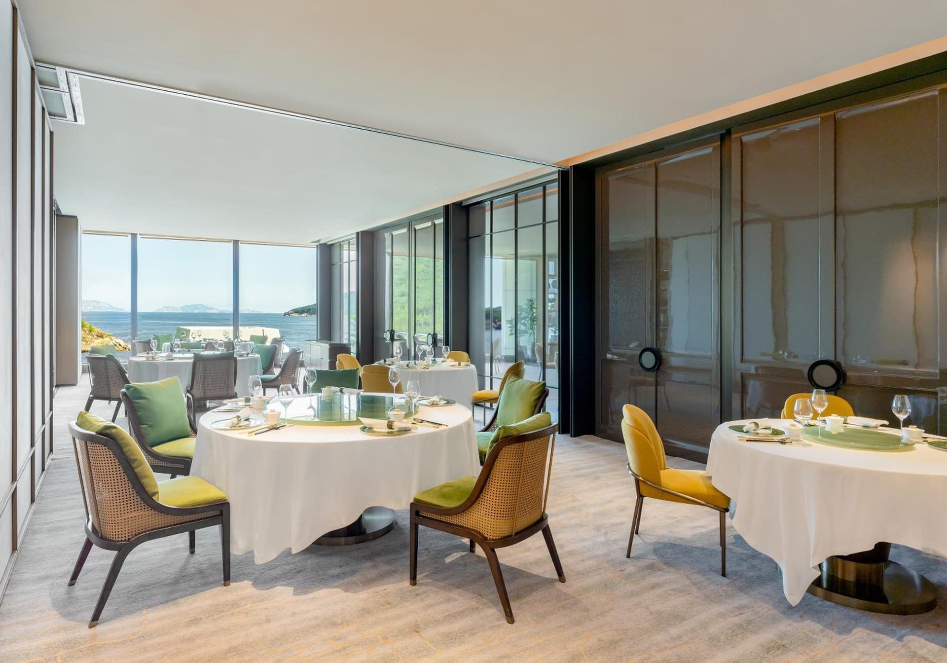 香港富麗敦海洋公園酒店 ( The Fullerton Ocean Park Hotel Hong Kong )