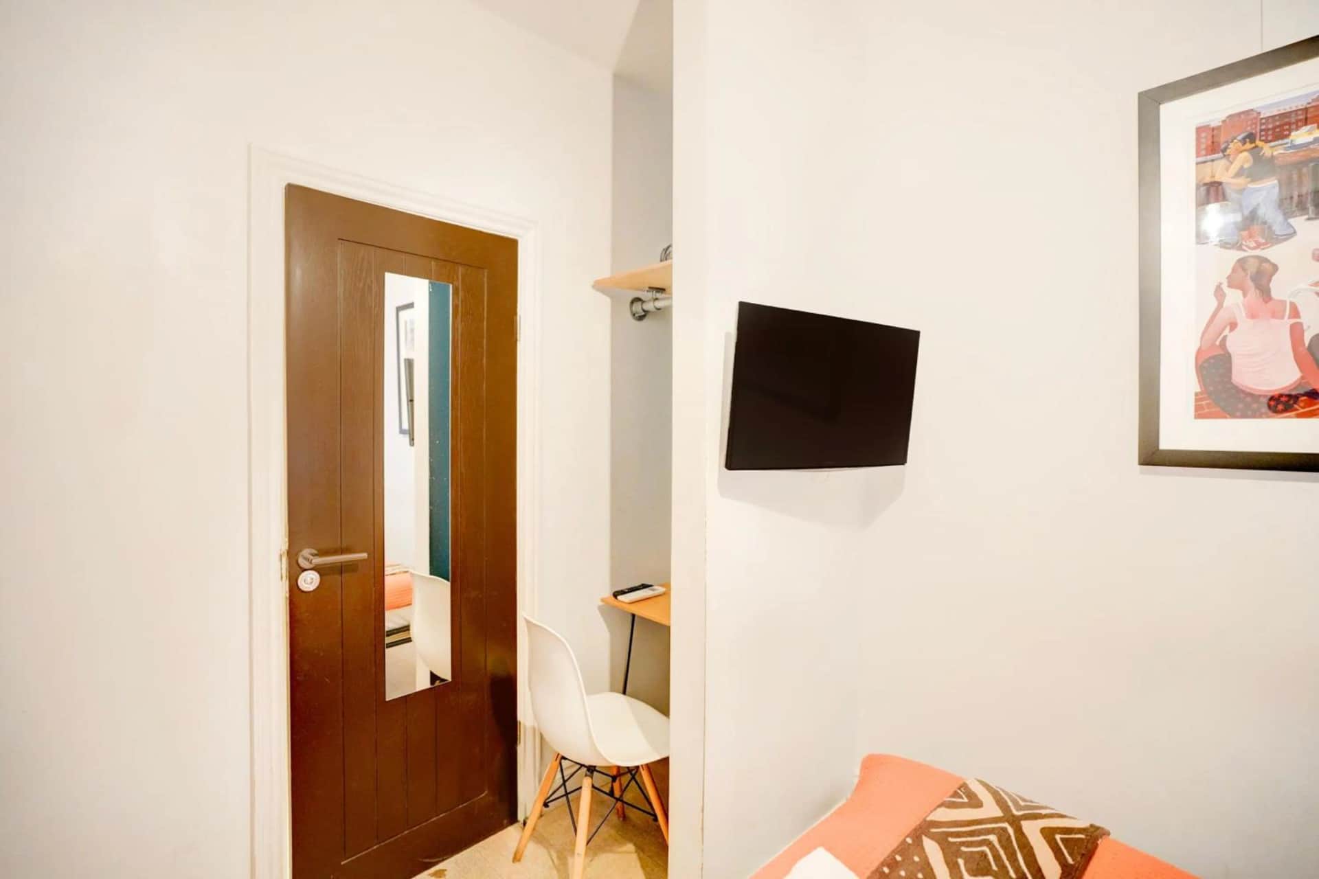 Peckham Rooms Hotel by Belvilla London