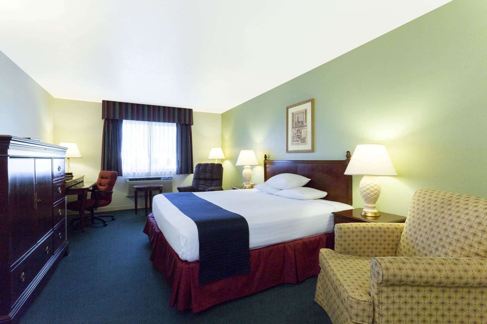 Super 8 by Wyndham Montpelier