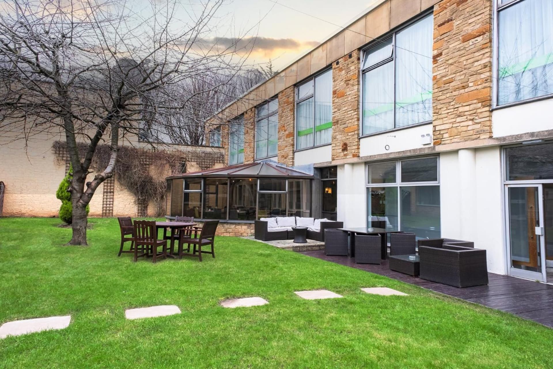 Holiday Inn Doncaster A1 M Jct 36 by IHG