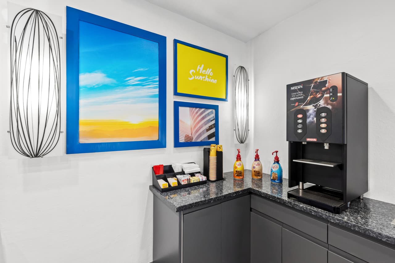 Days Inn by Wyndham San Francisco S/Oyster Point Airport