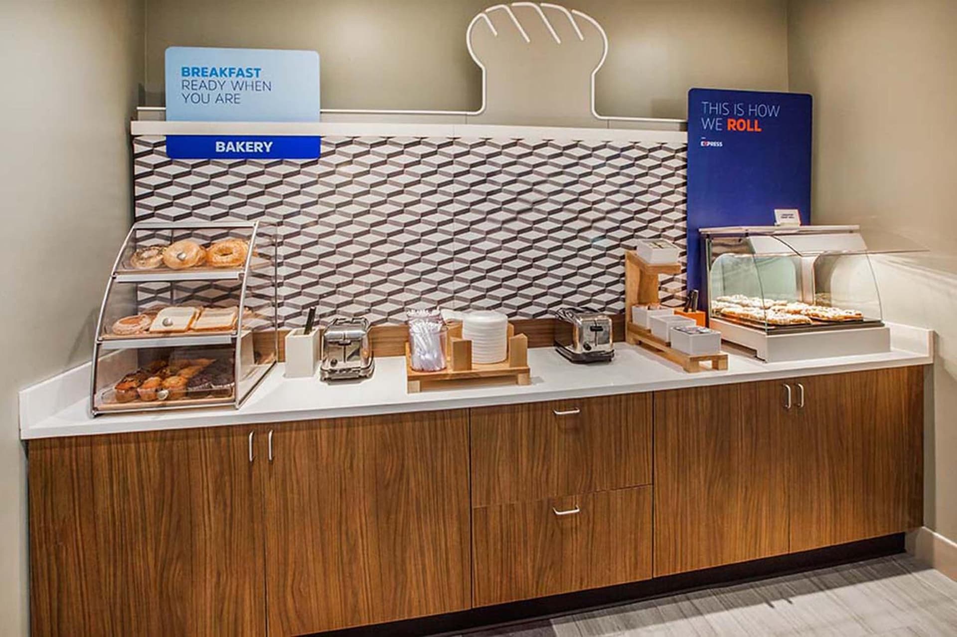 Holiday Inn Express & Suites - Houston NW - Tomball Area
