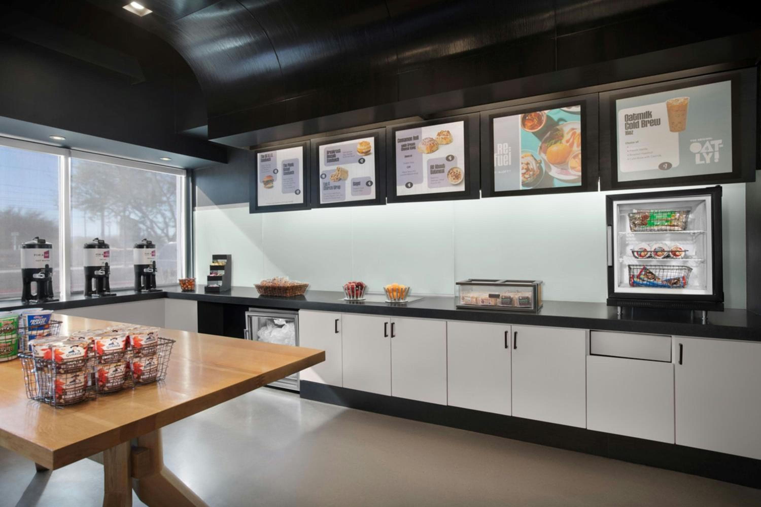 Aloft Phoenix Airport