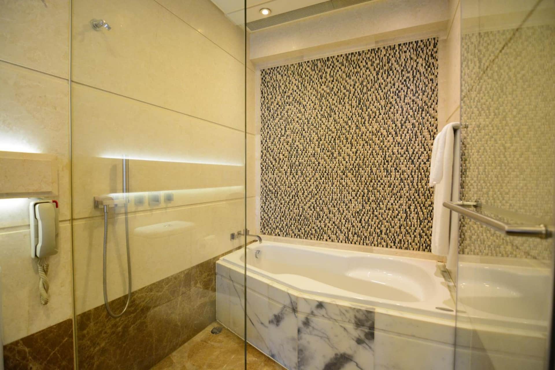 港島海逸君綽酒店 ( Harbour Grand Hong Kong )