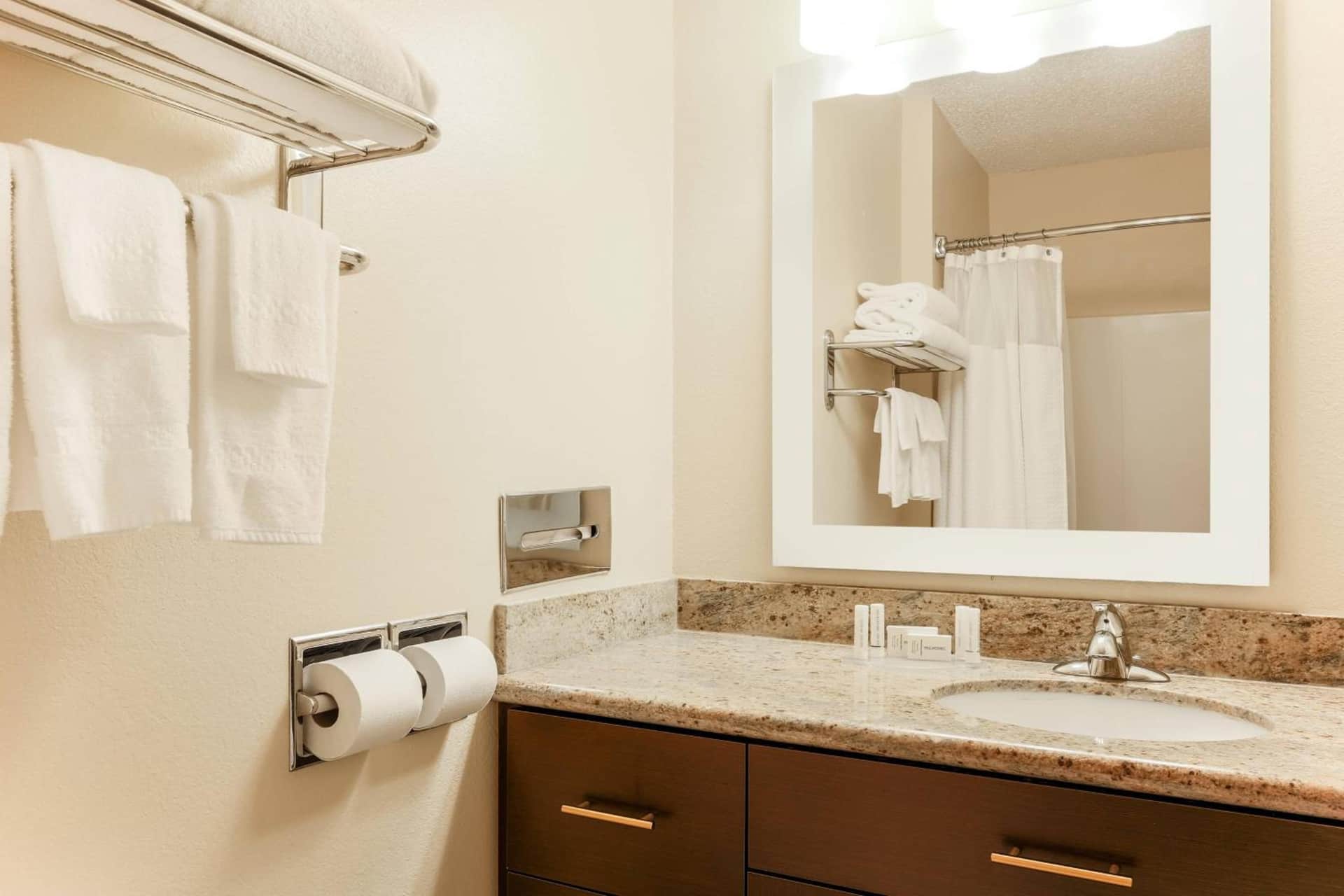 Sonesta Simply Suites Houston Brookhollow