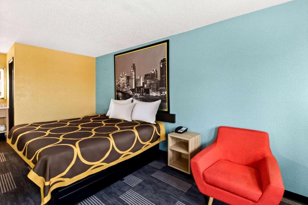 Super 8 by Wyndham Vandalia/Dayton International Airport