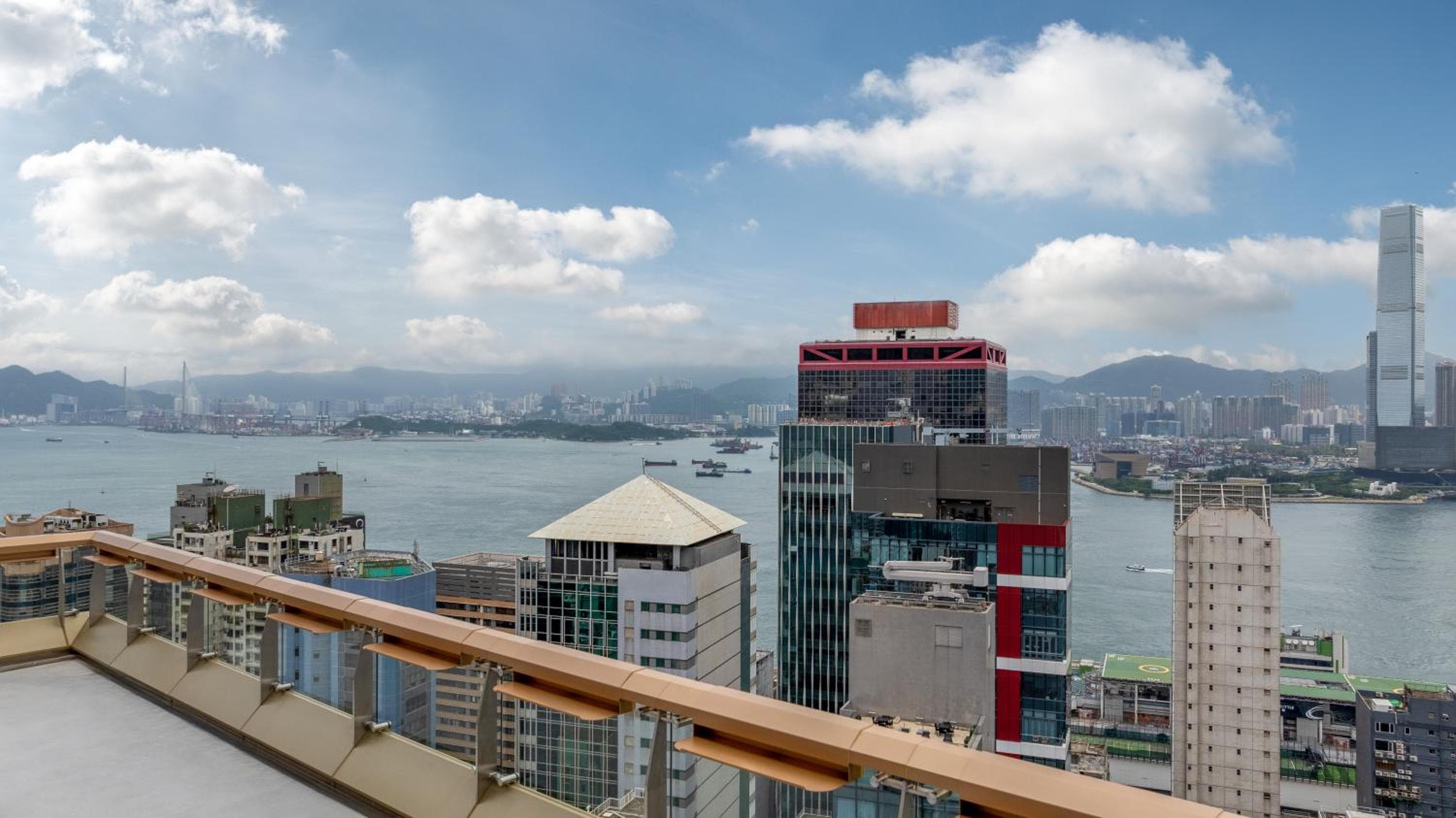 香港蘇豪希爾頓摩庭酒店 ( Motto by Hilton Hong Kong Soho )