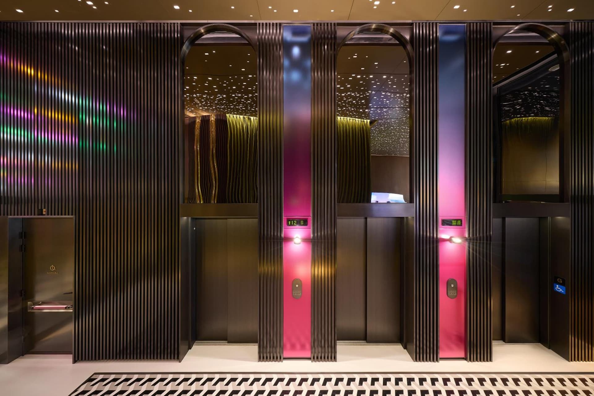 香港蘇豪希爾頓摩庭酒店 ( Motto by Hilton Hong Kong Soho )