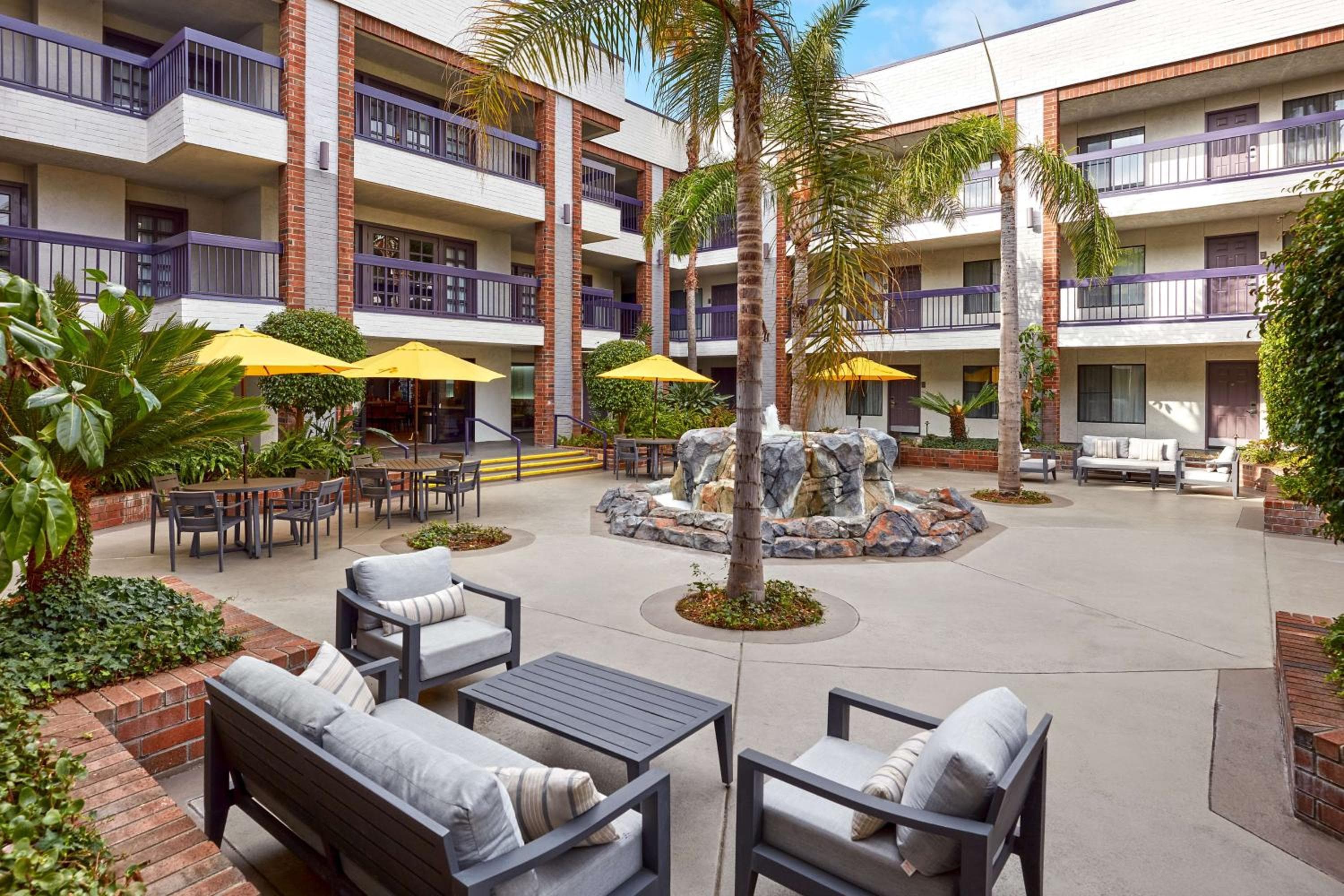 Best Western Plus Meridian Inn & Suites, Anaheim-Orange