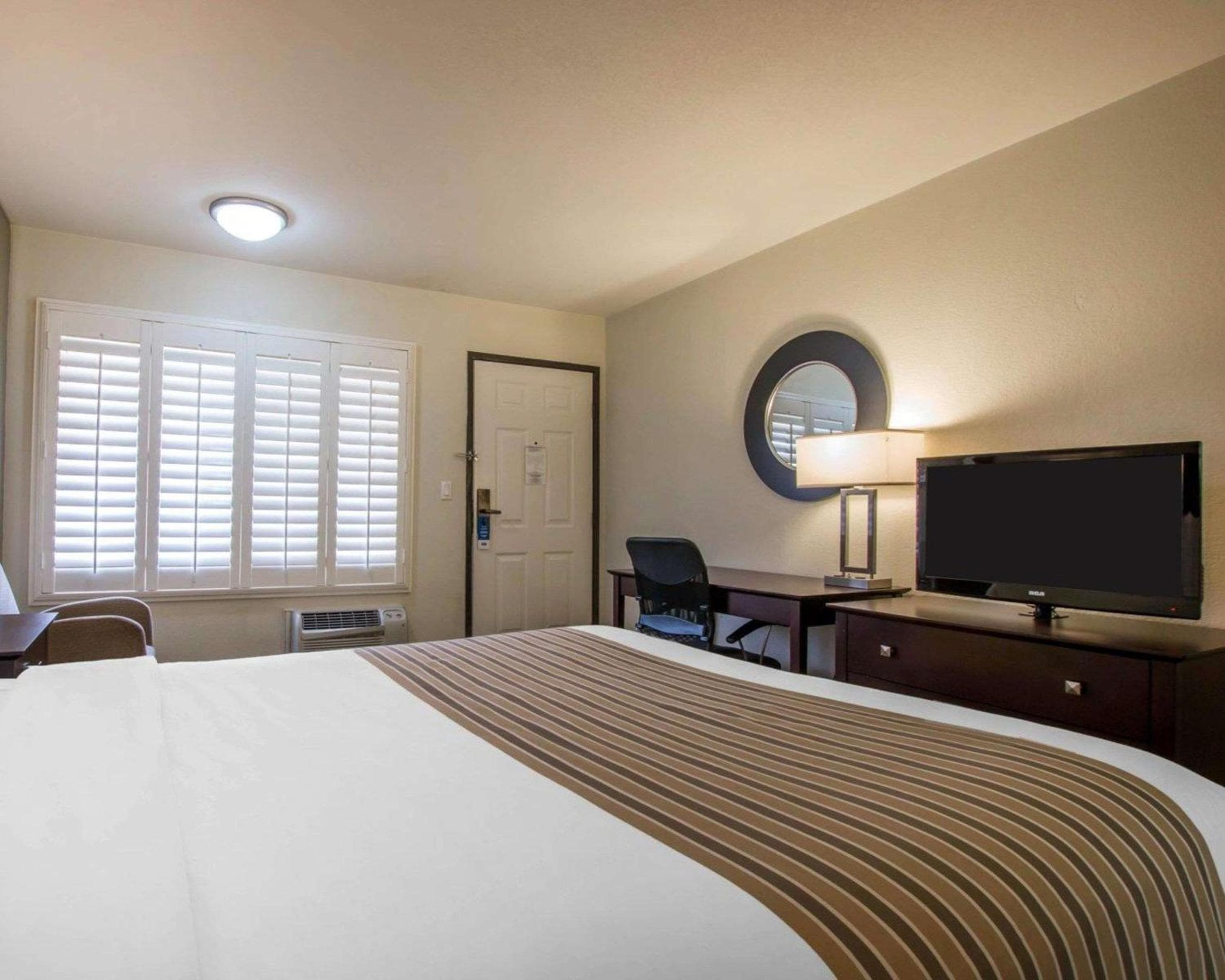 Rodeway Inn Convention Center