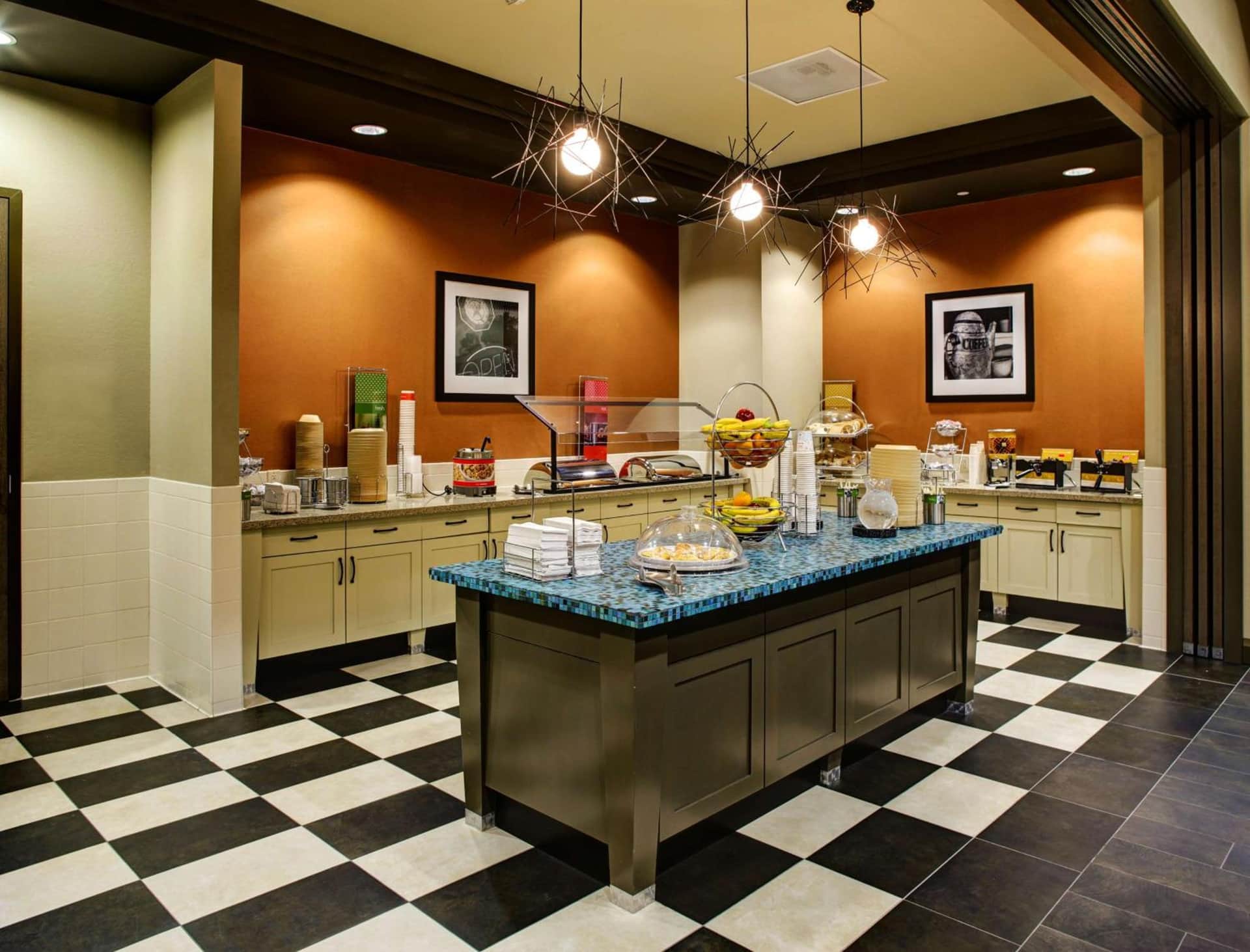 Hampton Inn & Suites Austin University/Capitol