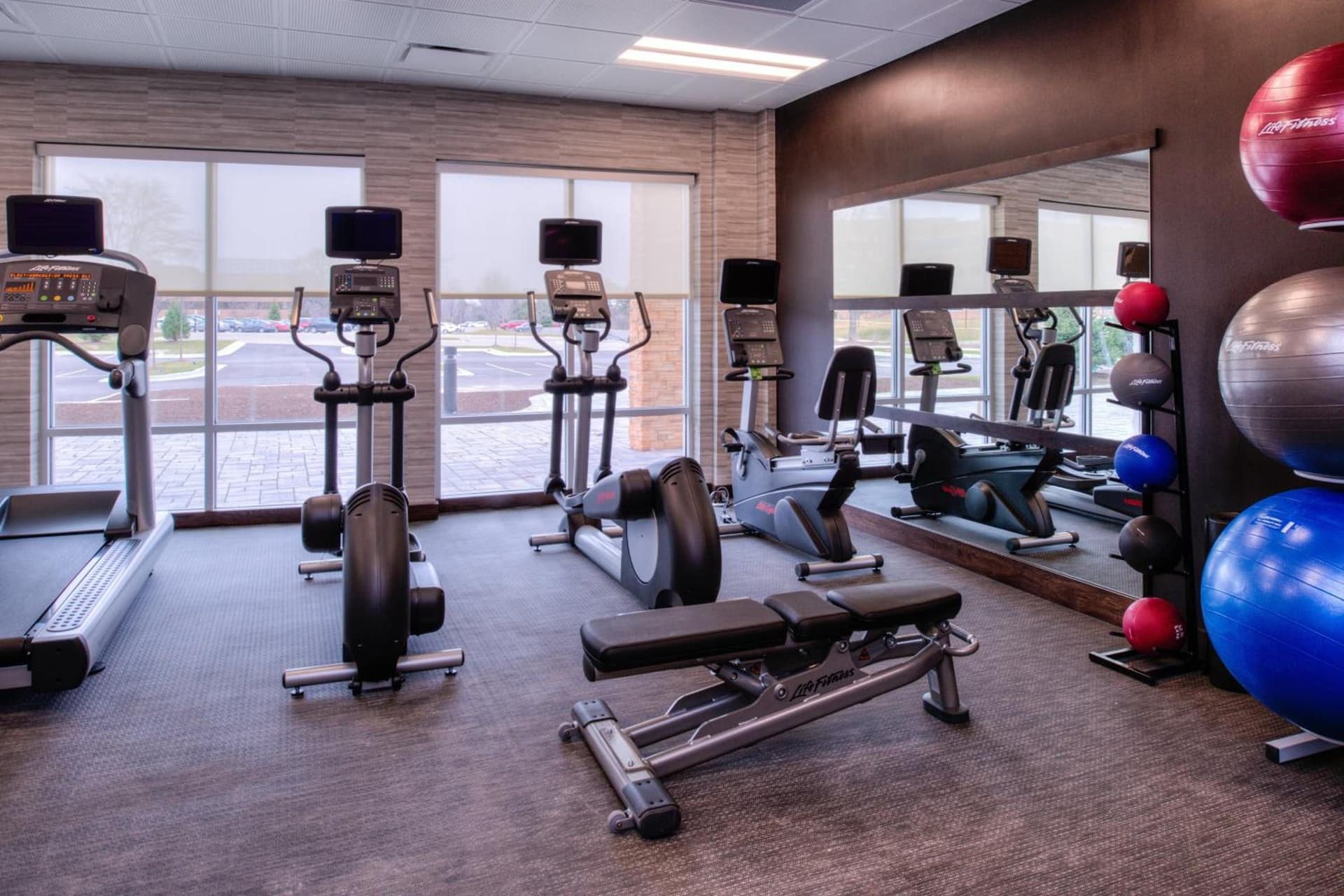 Courtyard by Marriott Detroit Farmington