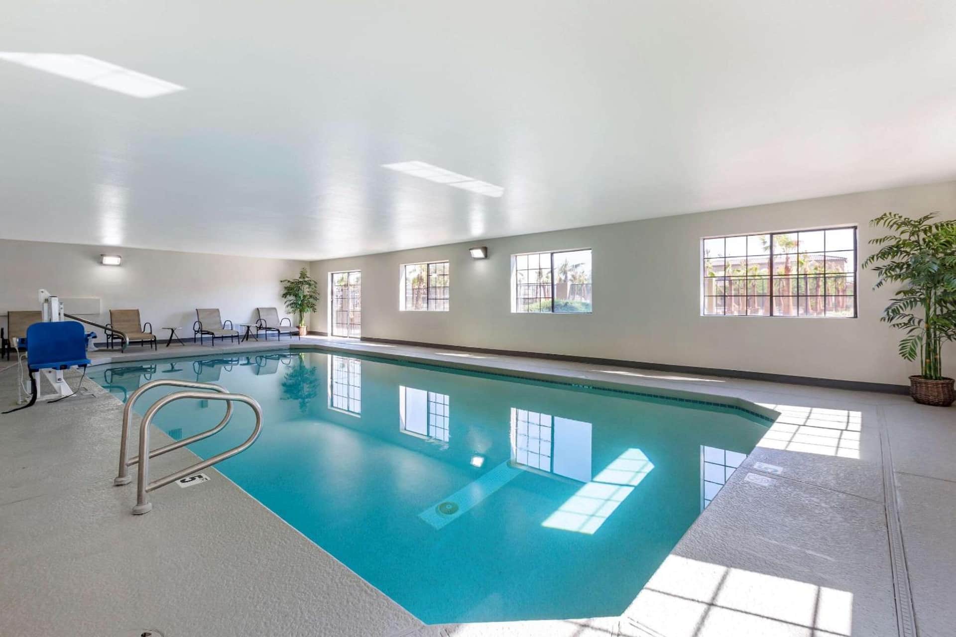 Comfort Inn & Suites Surprise Near Sun City West