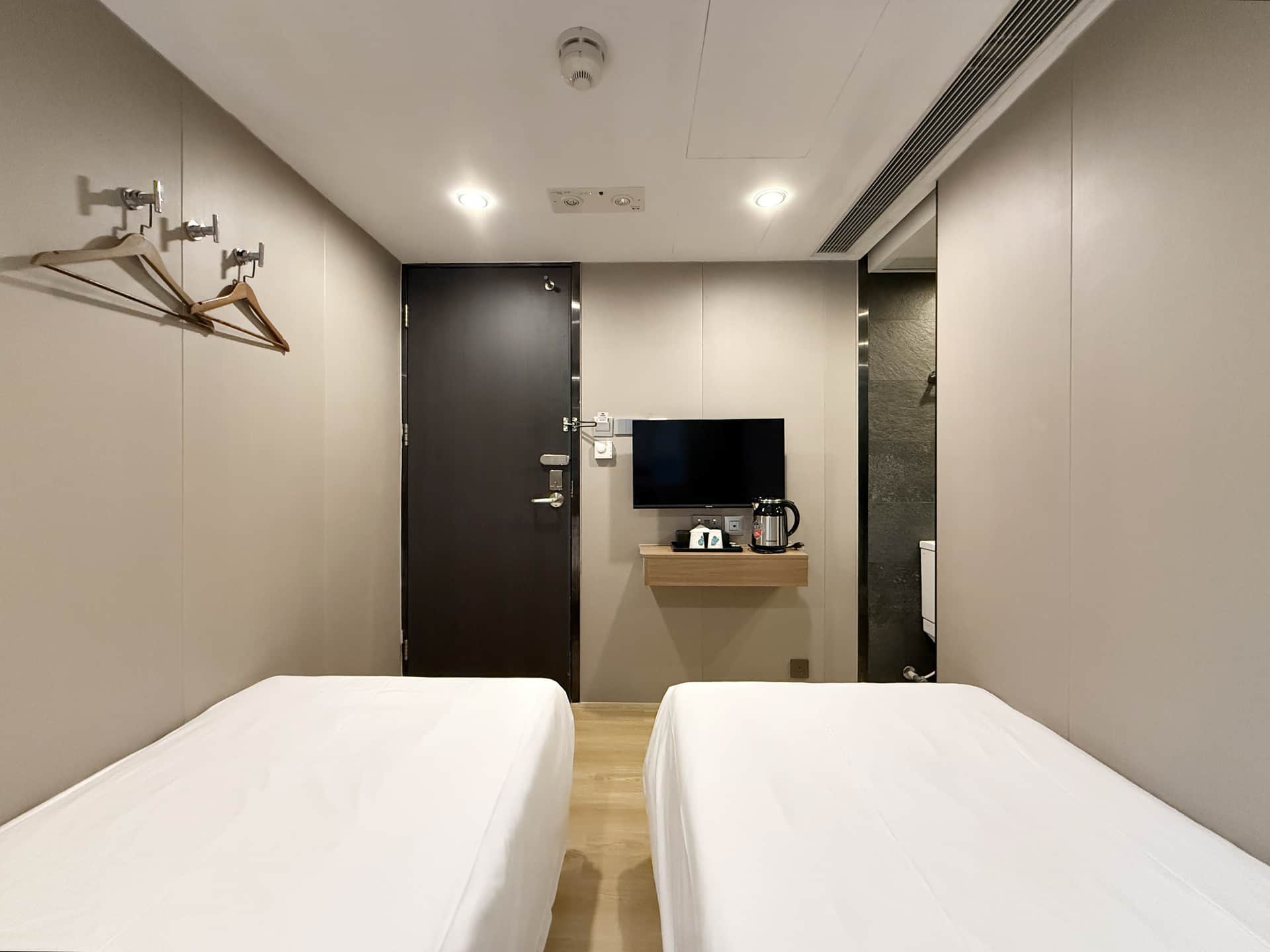 逸林酒店 ( Noble Park Hotel managed by New Wisdom Management Ltd )