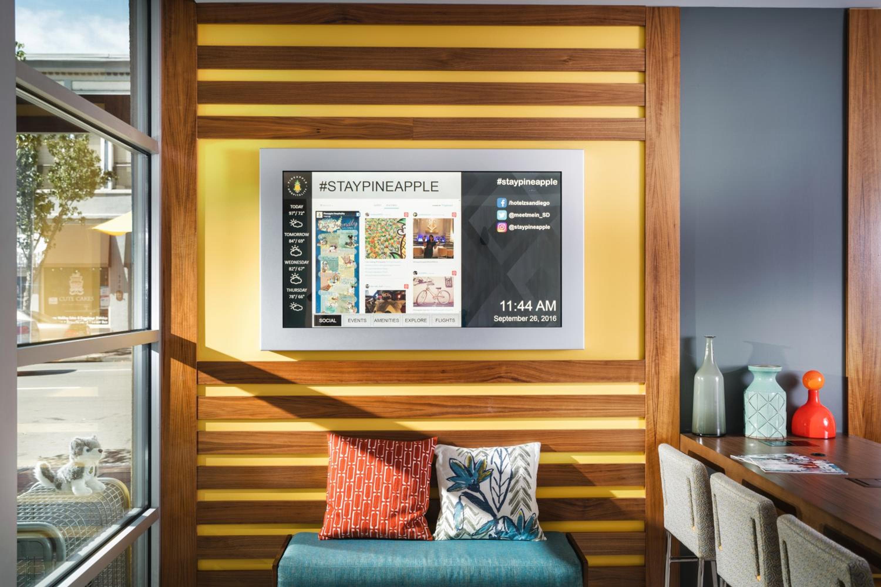 Staypineapple, Hotel Z, Gaslamp San Diego