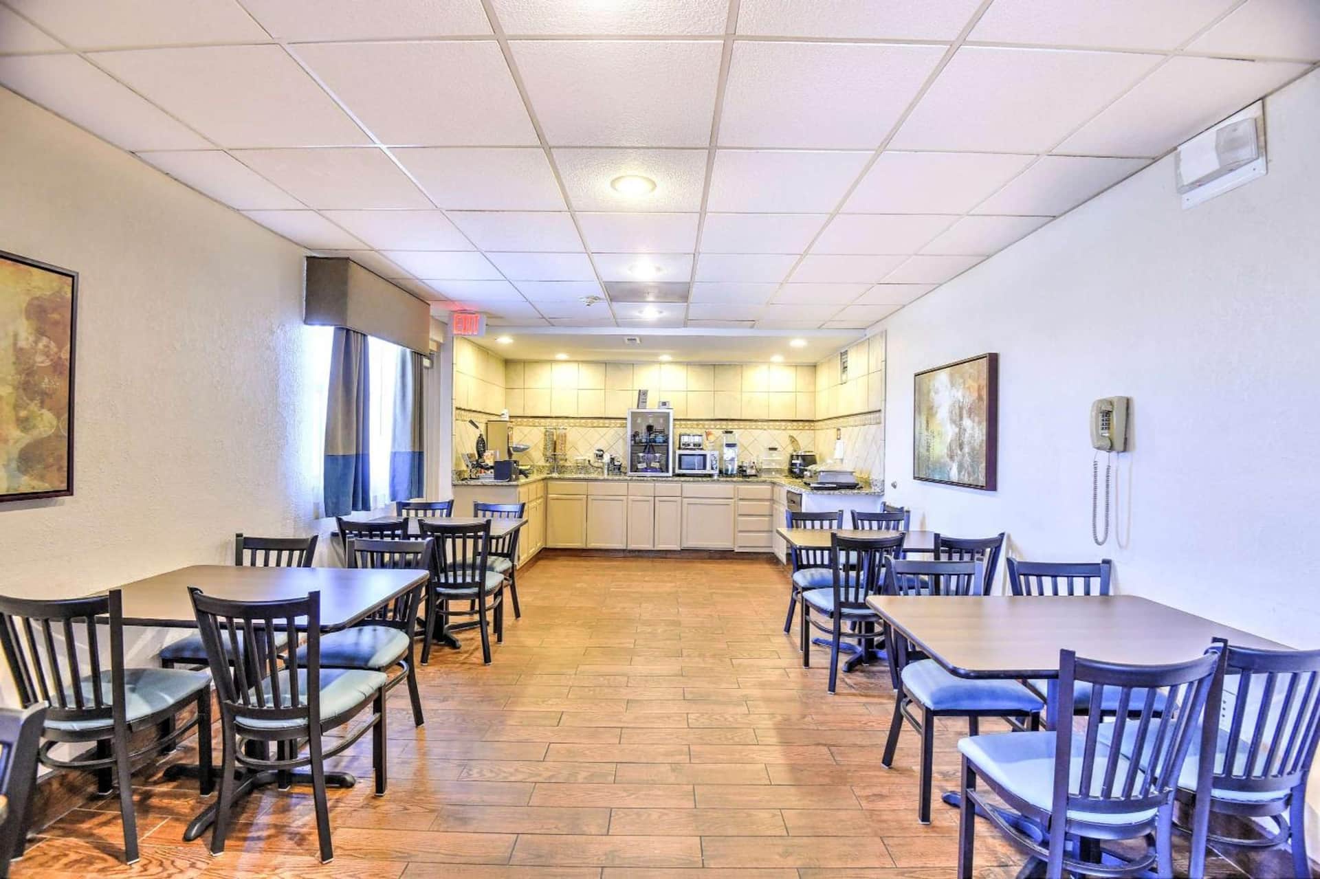 SureStay Hotel by Best Western Ottawa