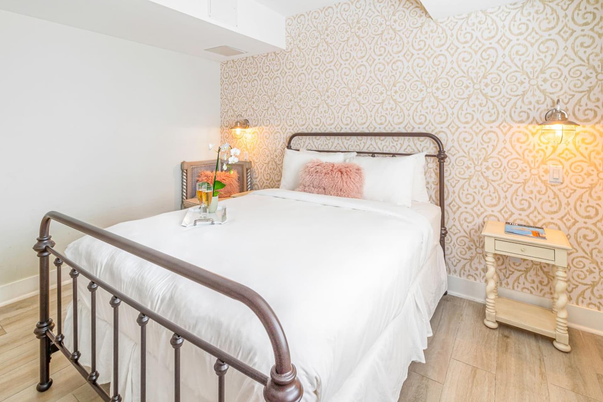 Henrosa Hotel