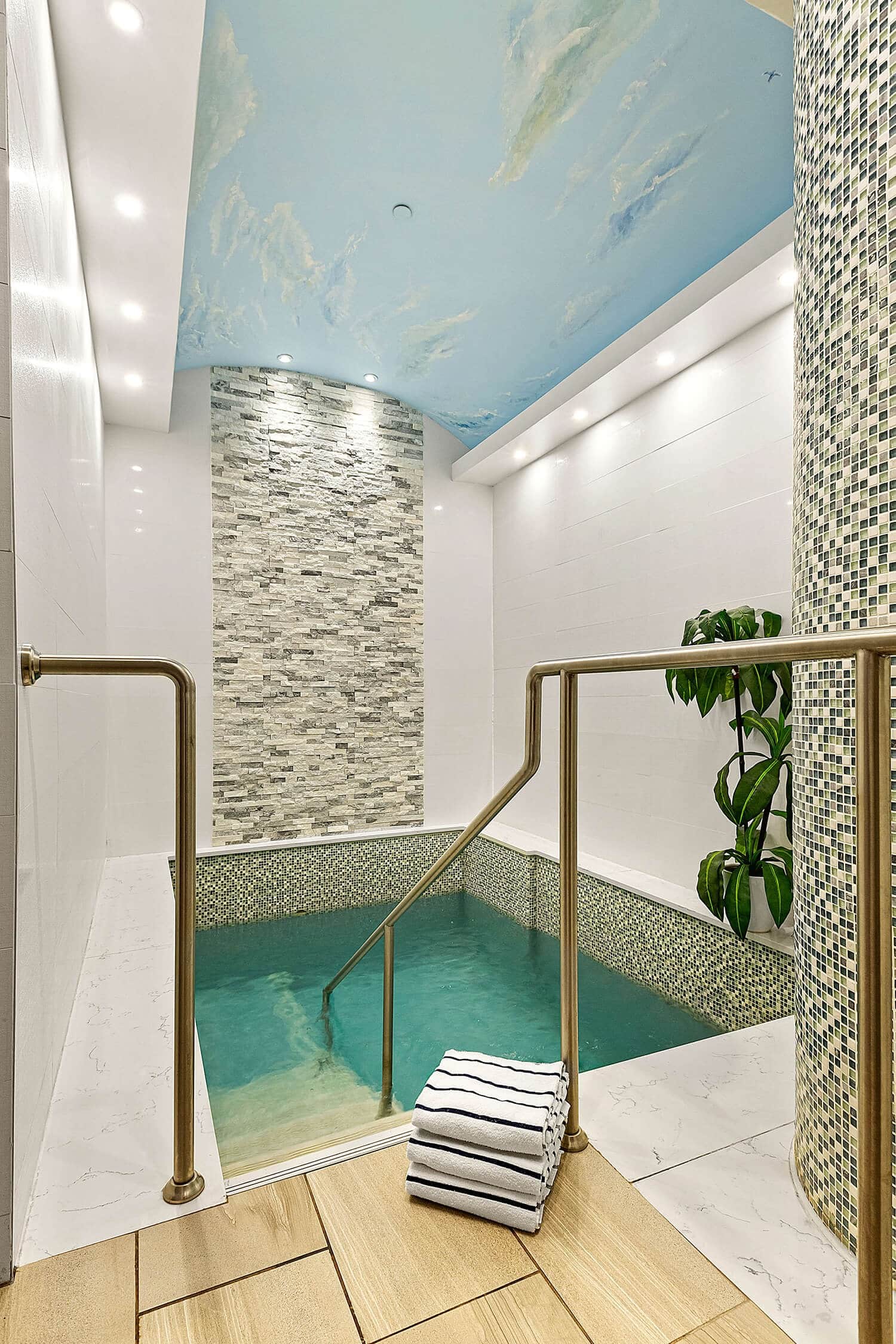 The Armon Stamford Hotel & Conference Center