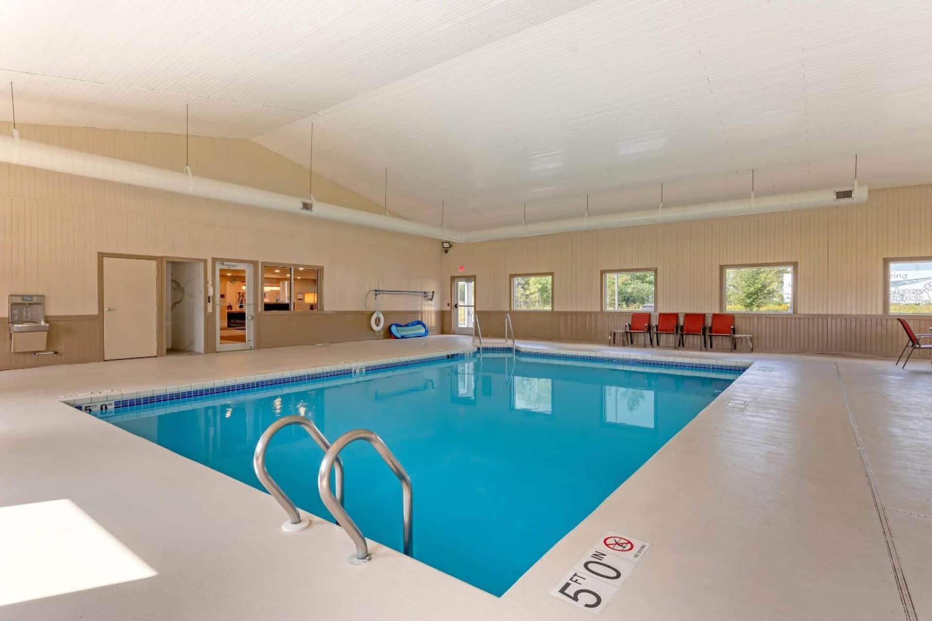Sleep Inn & Suites Wisconsin Dells - Lake Delton
