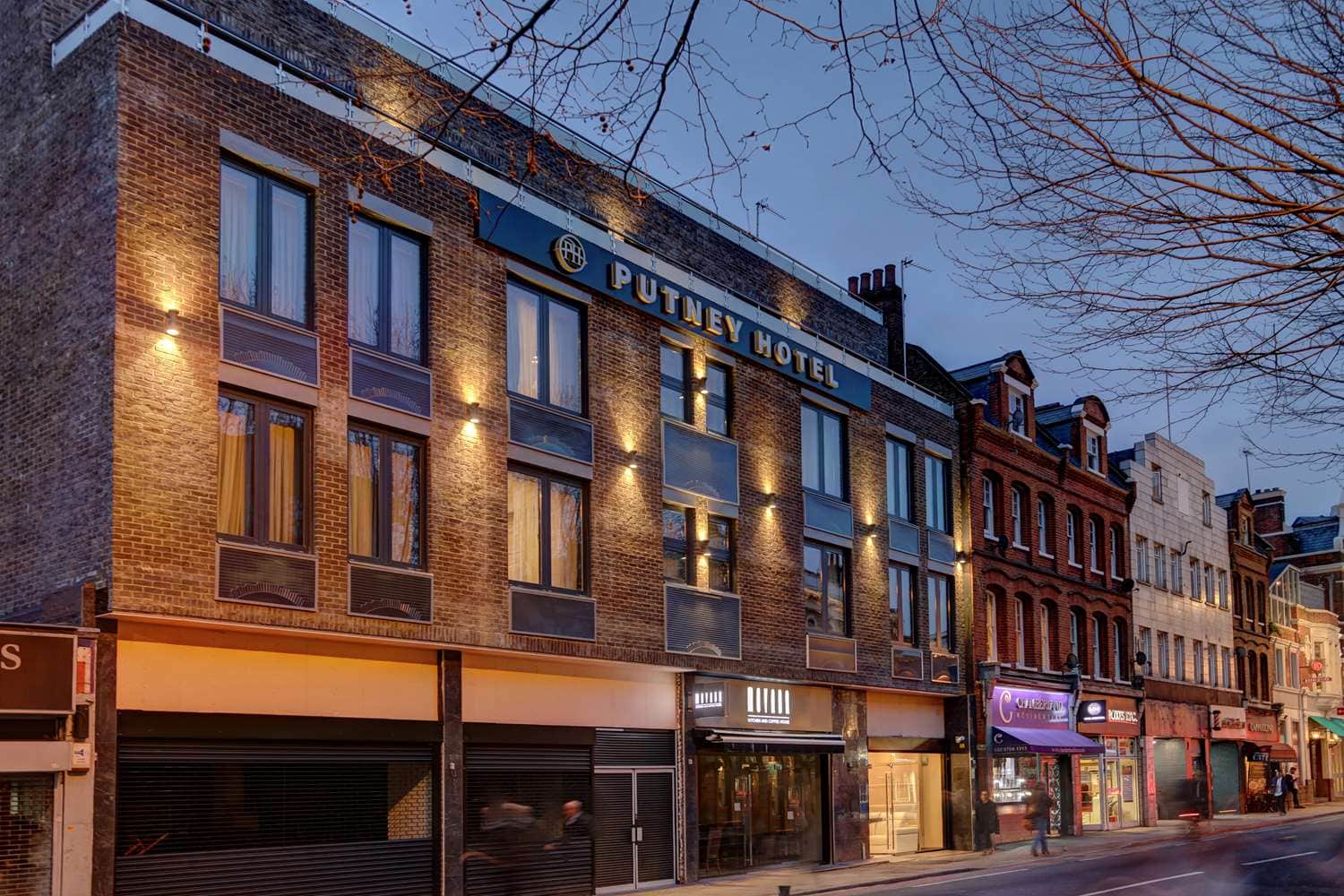 Putney Hotel