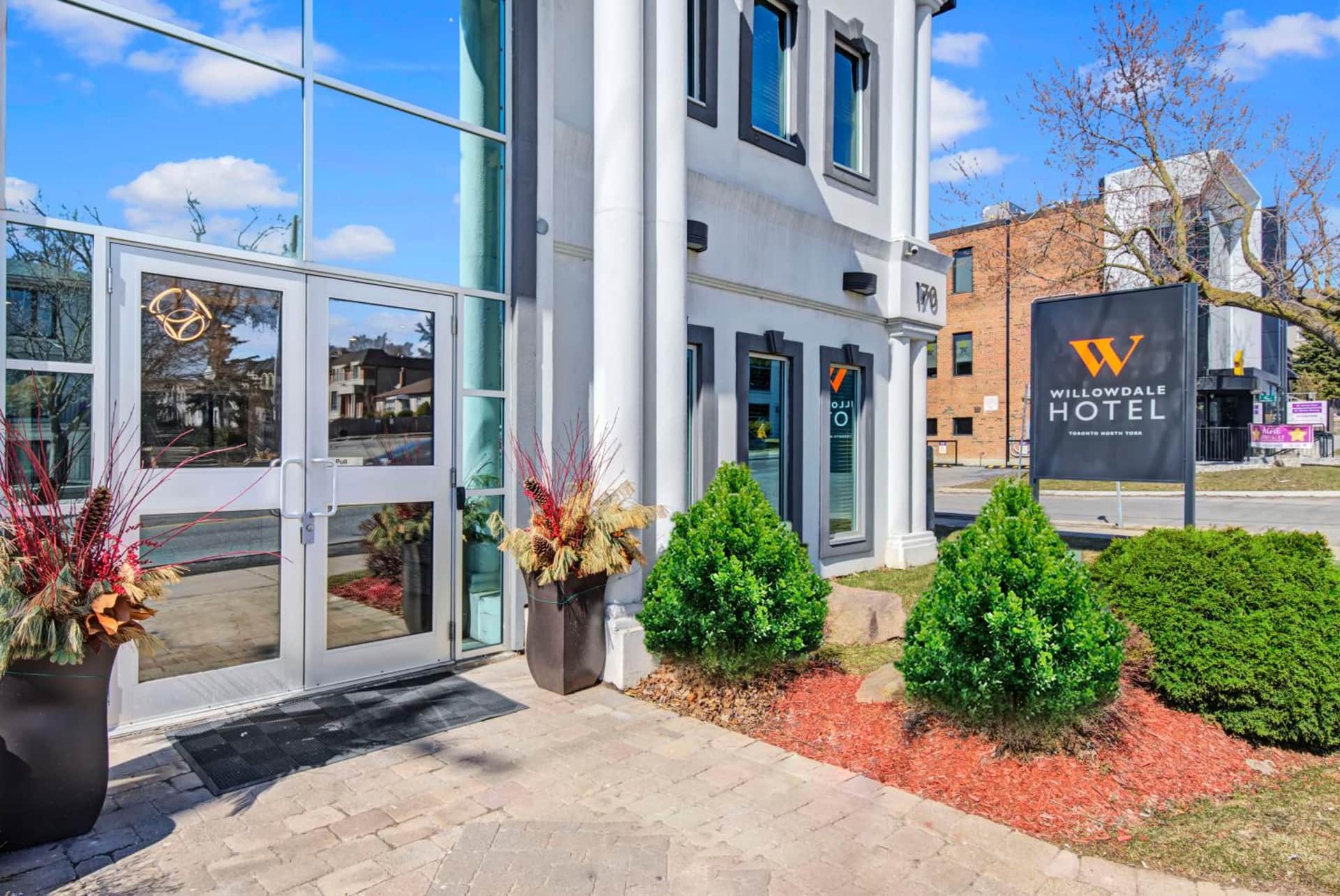 The Willowdale Hotel Toronto North York