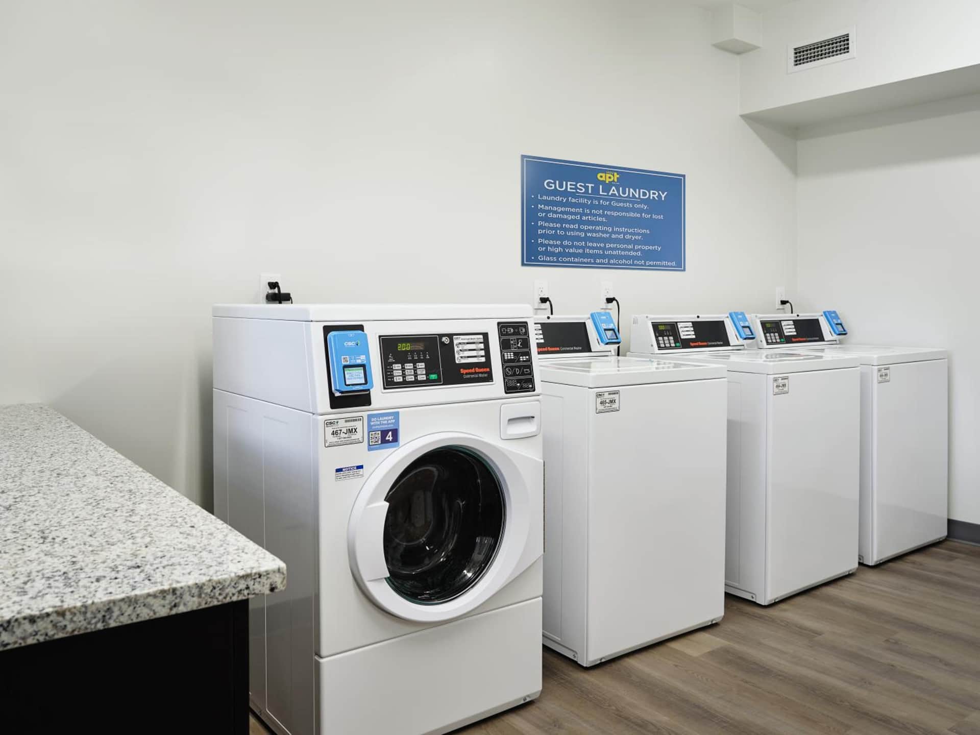 stayAPT Suites Huntsville