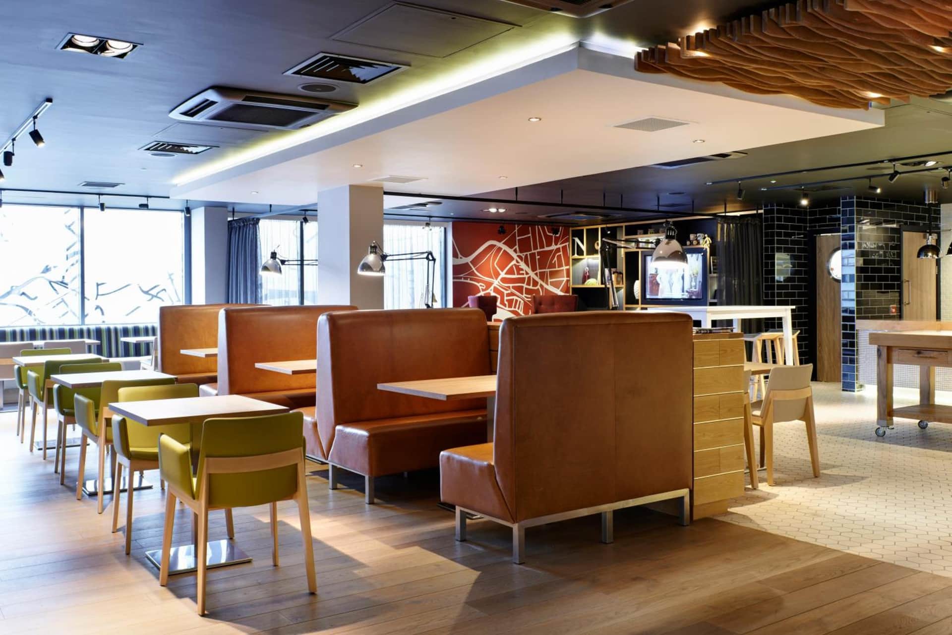 Holiday Inn London Brentford Lock