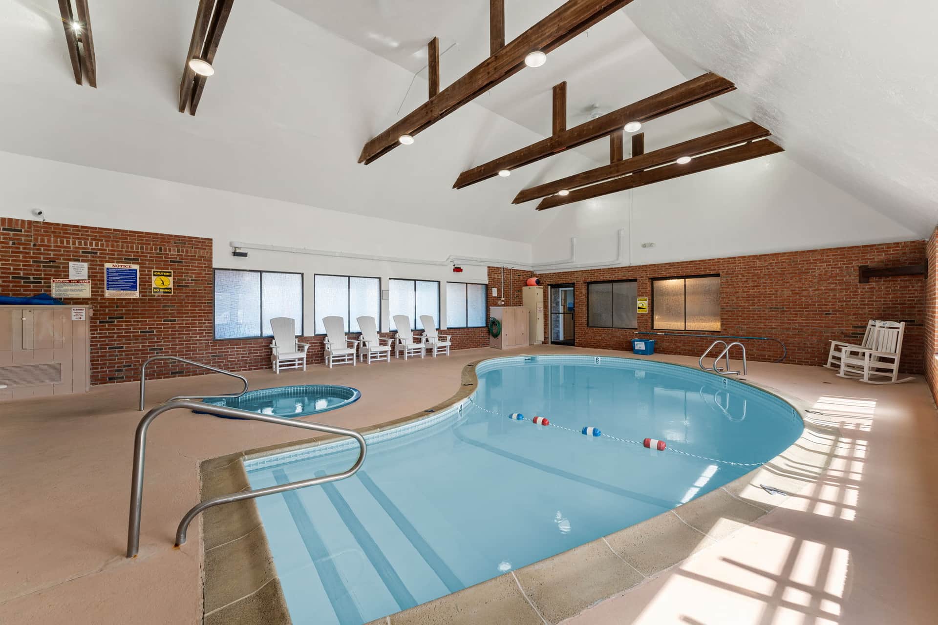 Pilgrim Sands Hotel on Long Beach