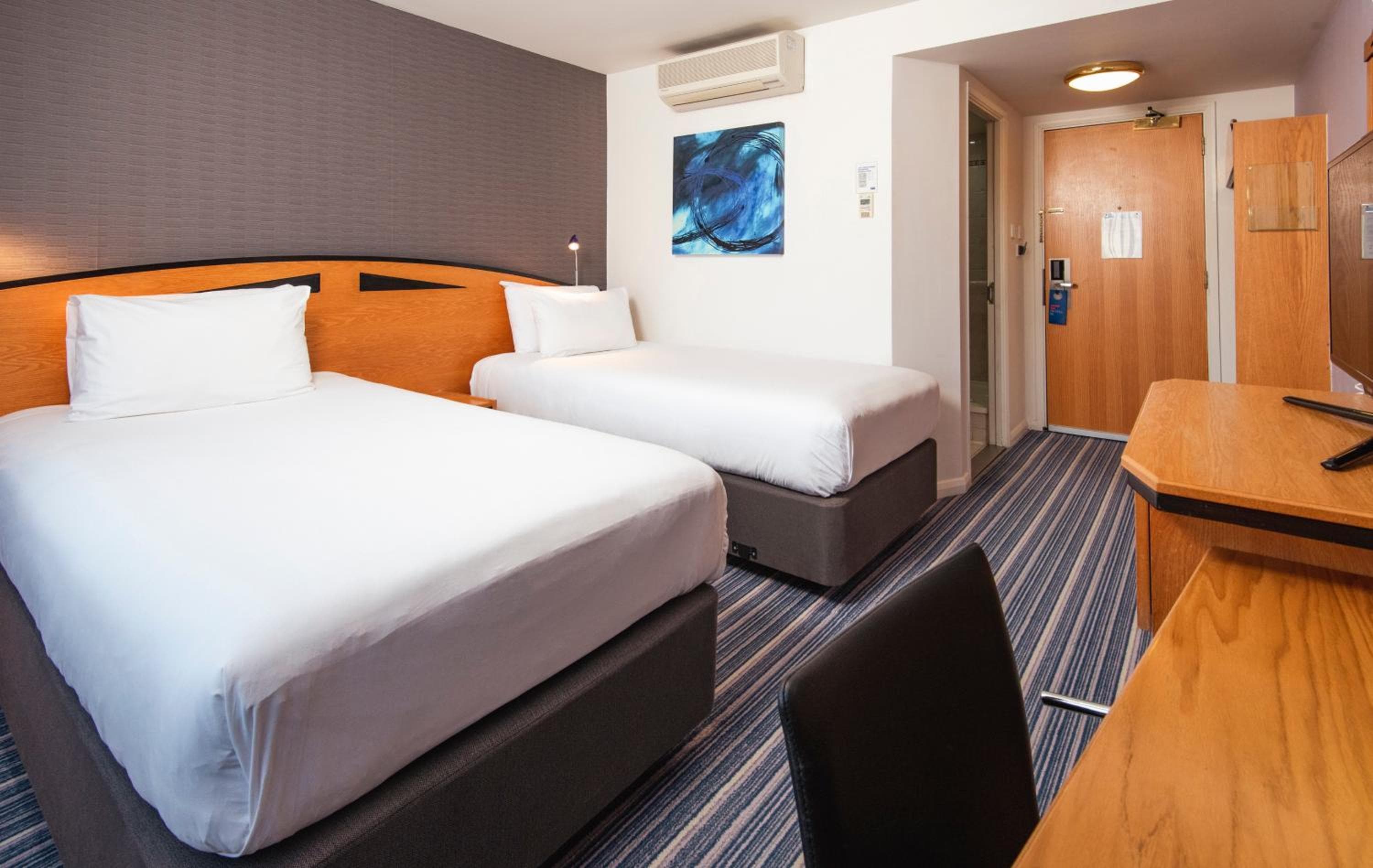Holiday Inn Express - Bristol City Centre