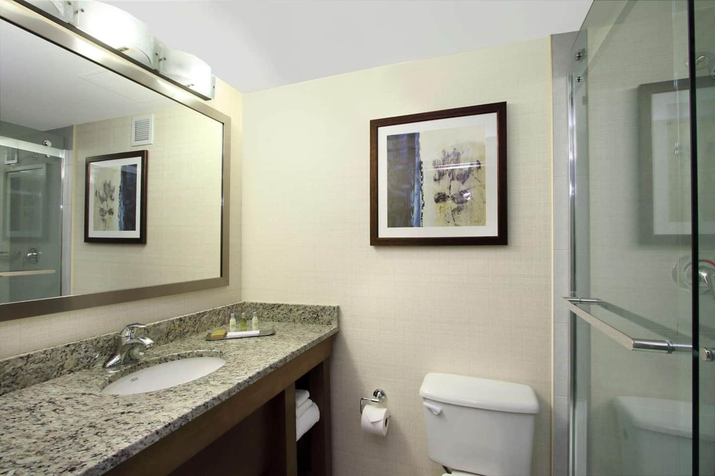DoubleTree by Hilton Hotel Mahwah