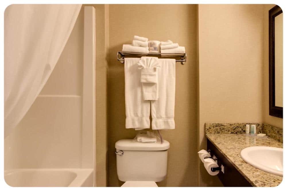 Comfort Inn & Suites