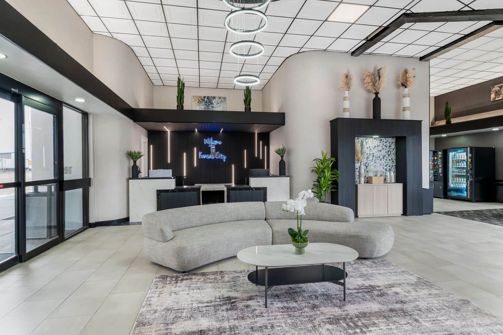 Cambridge Hotel - Kansas City