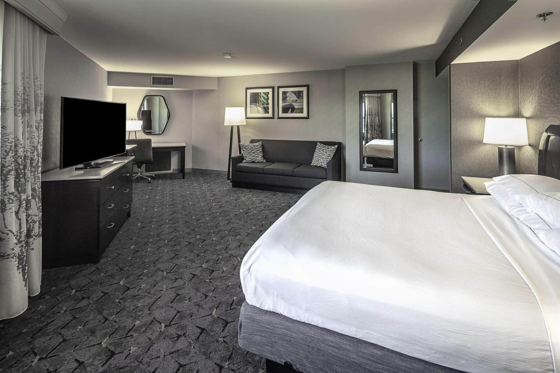 DoubleTree by Hilton Modesto
