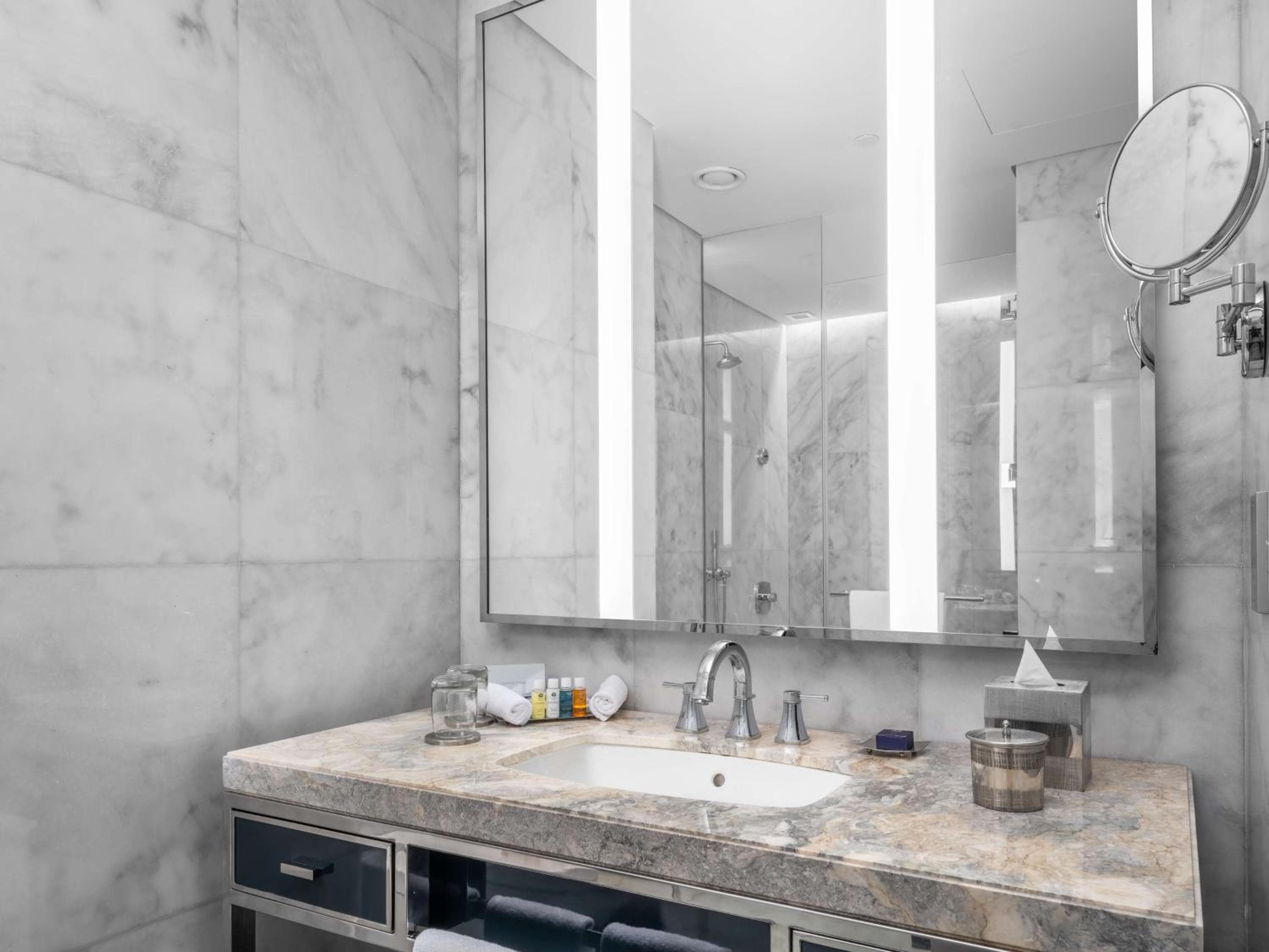 The Hotel Galleria Jeddah, Curio Collection by Hilton