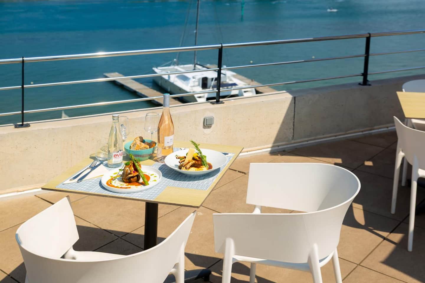Golden Tulip Hotel & Rooftop Martigues Provence