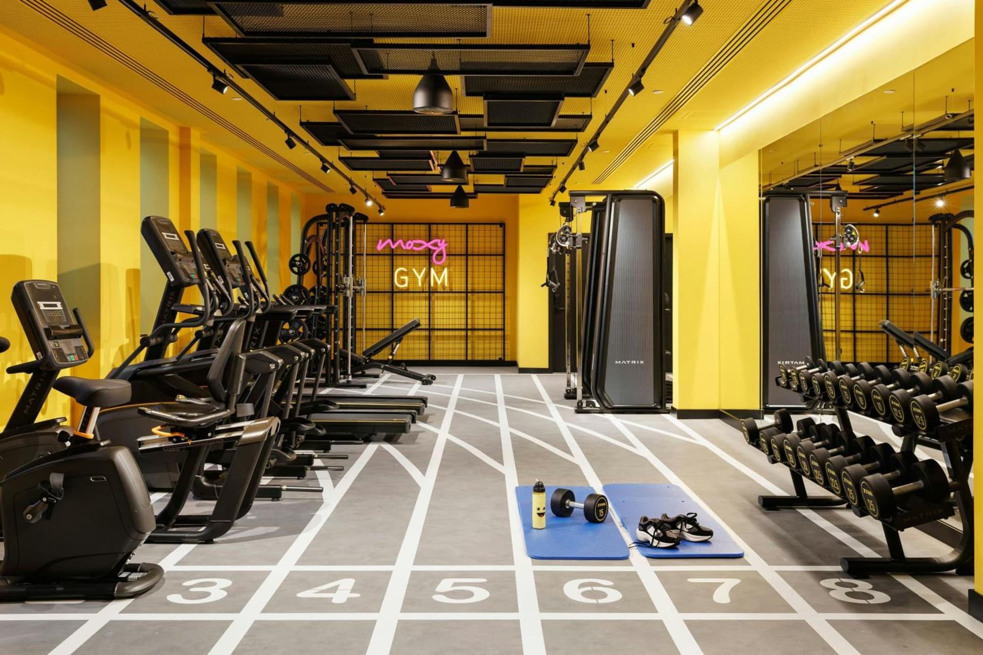 Moxy Alfragide Lisboa