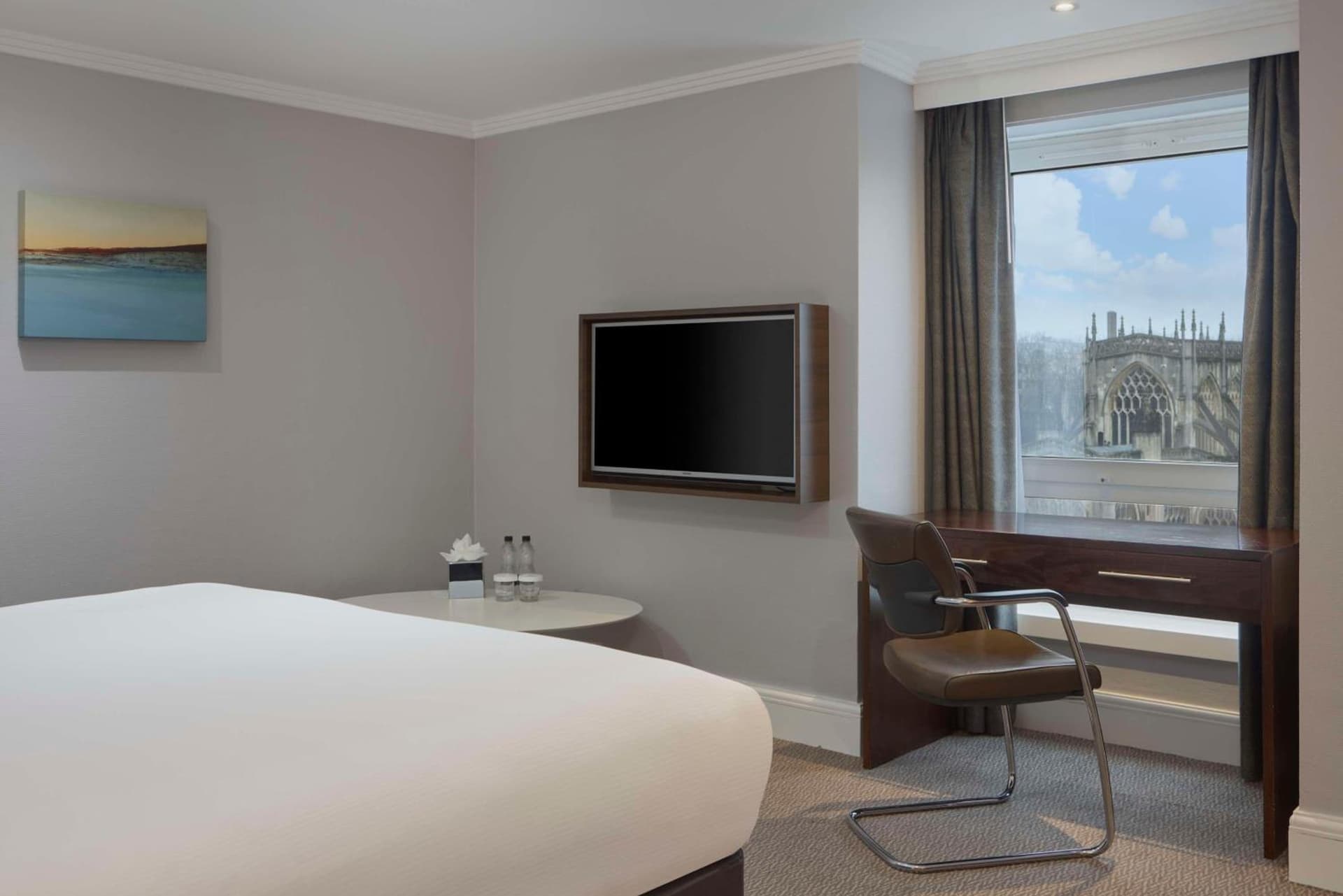 DoubleTree by Hilton Bristol City Centre