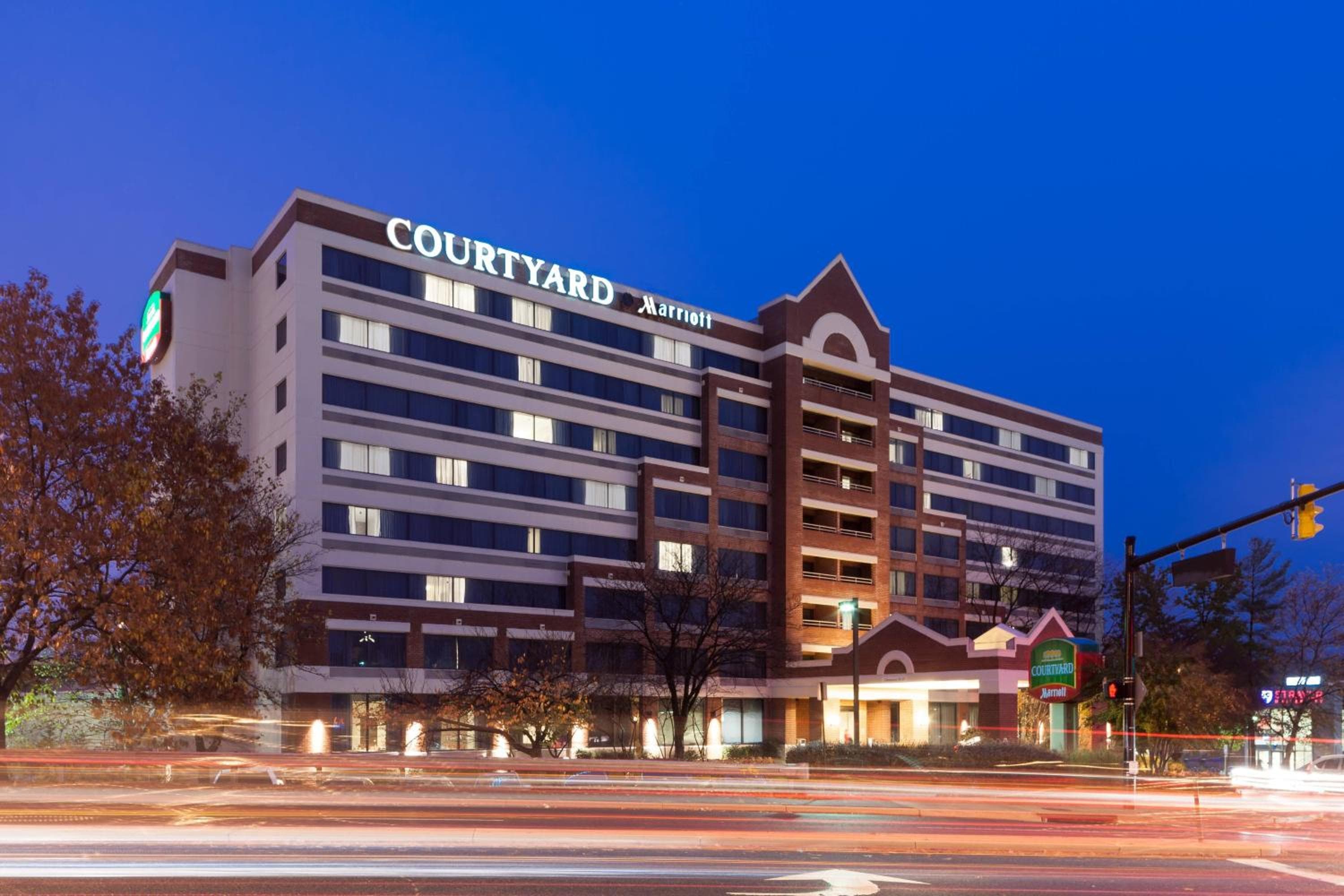 Courtyard by Marriott Alexandria Old Town/Southwest