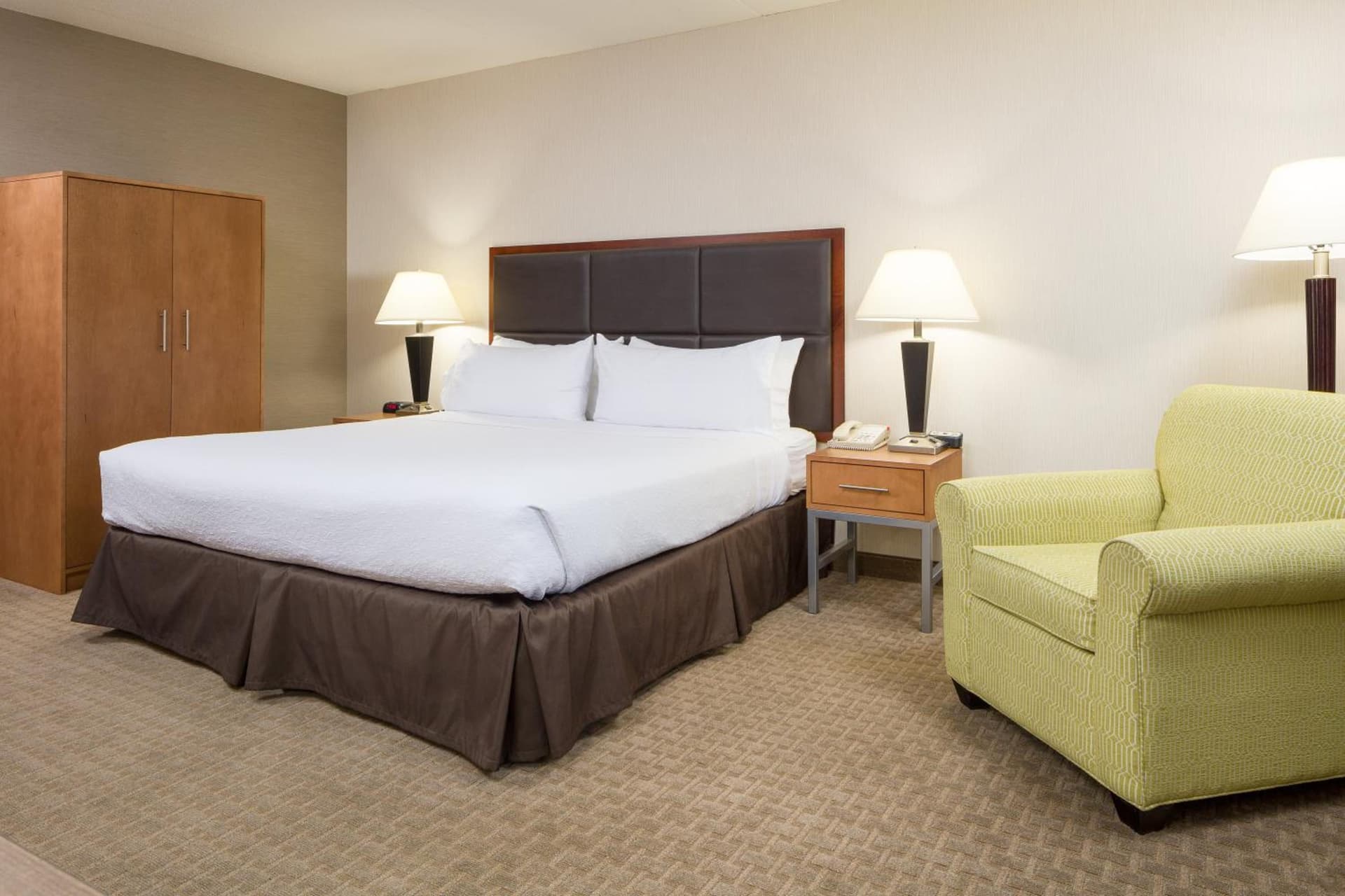 Holiday Inn Manchester Airport by IHG