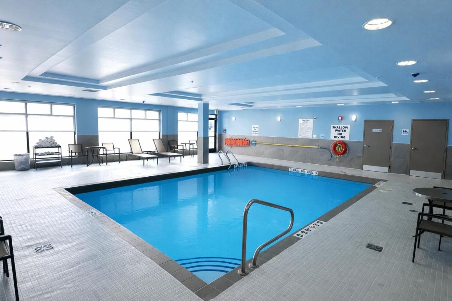 Holiday Inn Express & Suites Ottawa West - Nepean by IHG