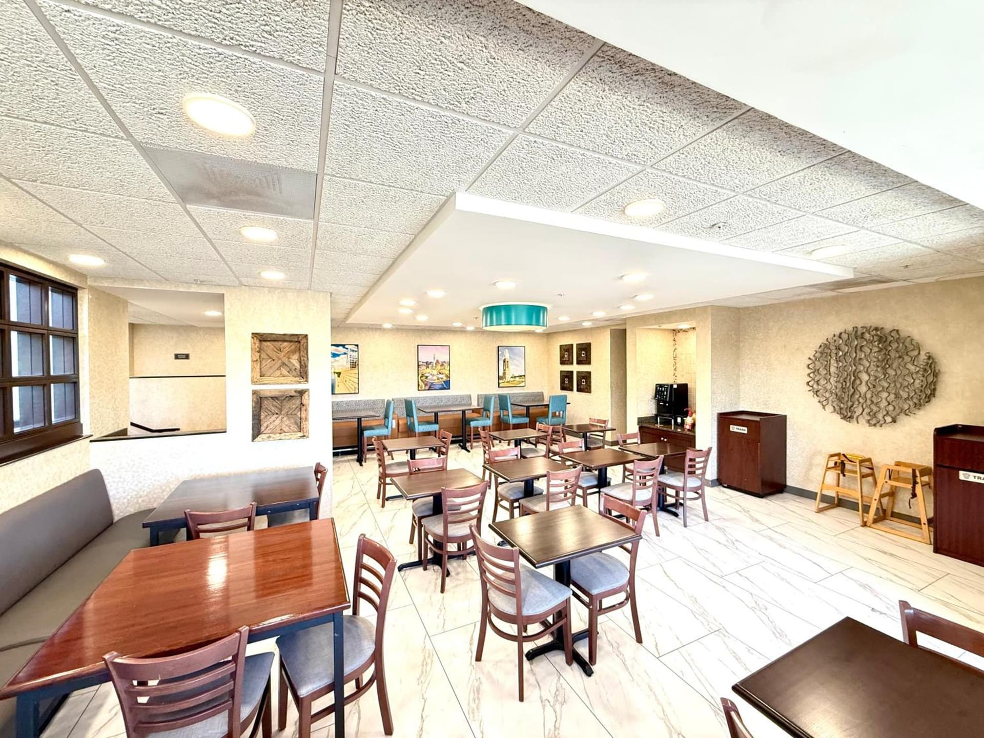 Best Western PLUS INDIANAPOLIS NORTH AT PYRAMIDS