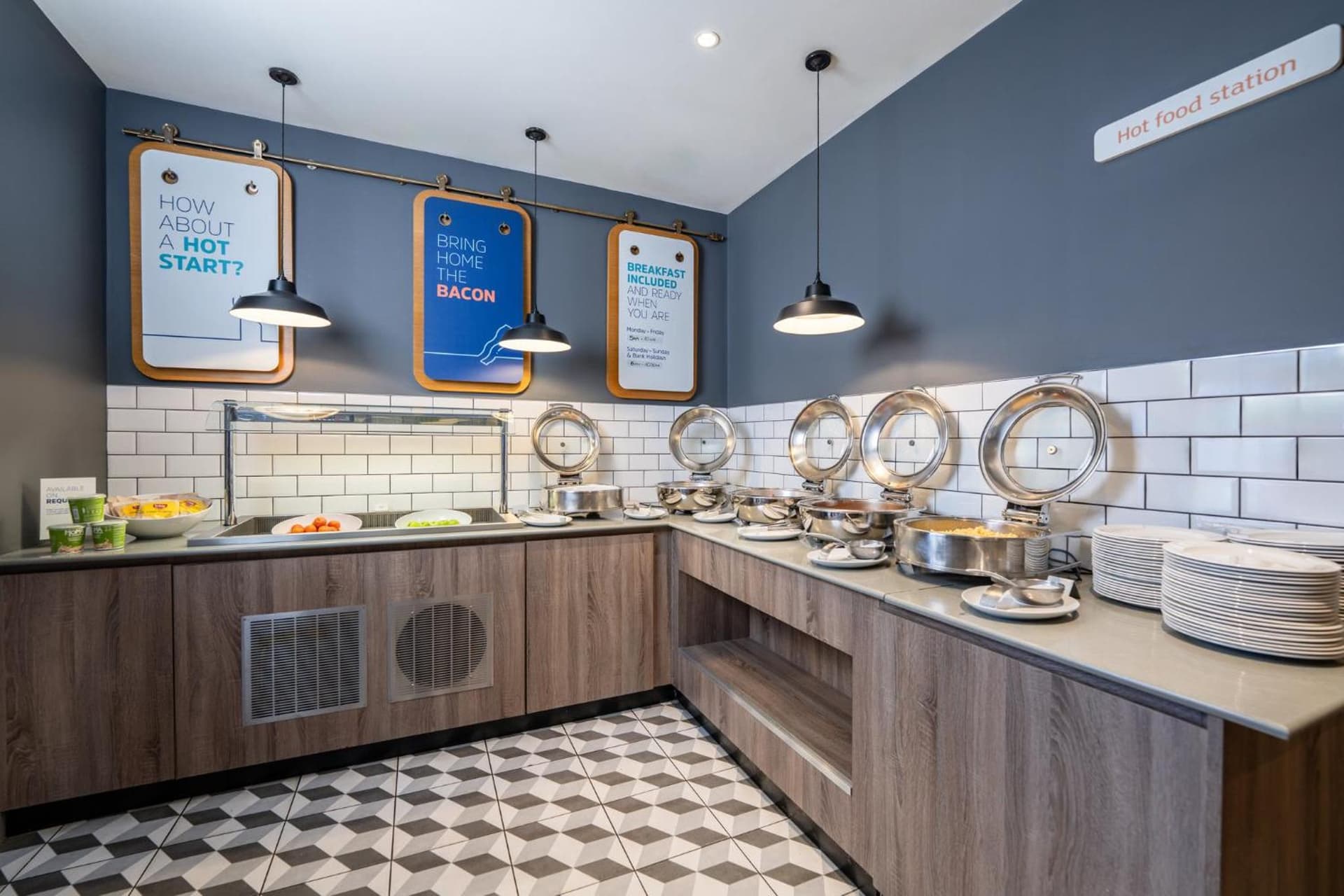 Holiday Inn Express Aberdeen Airport