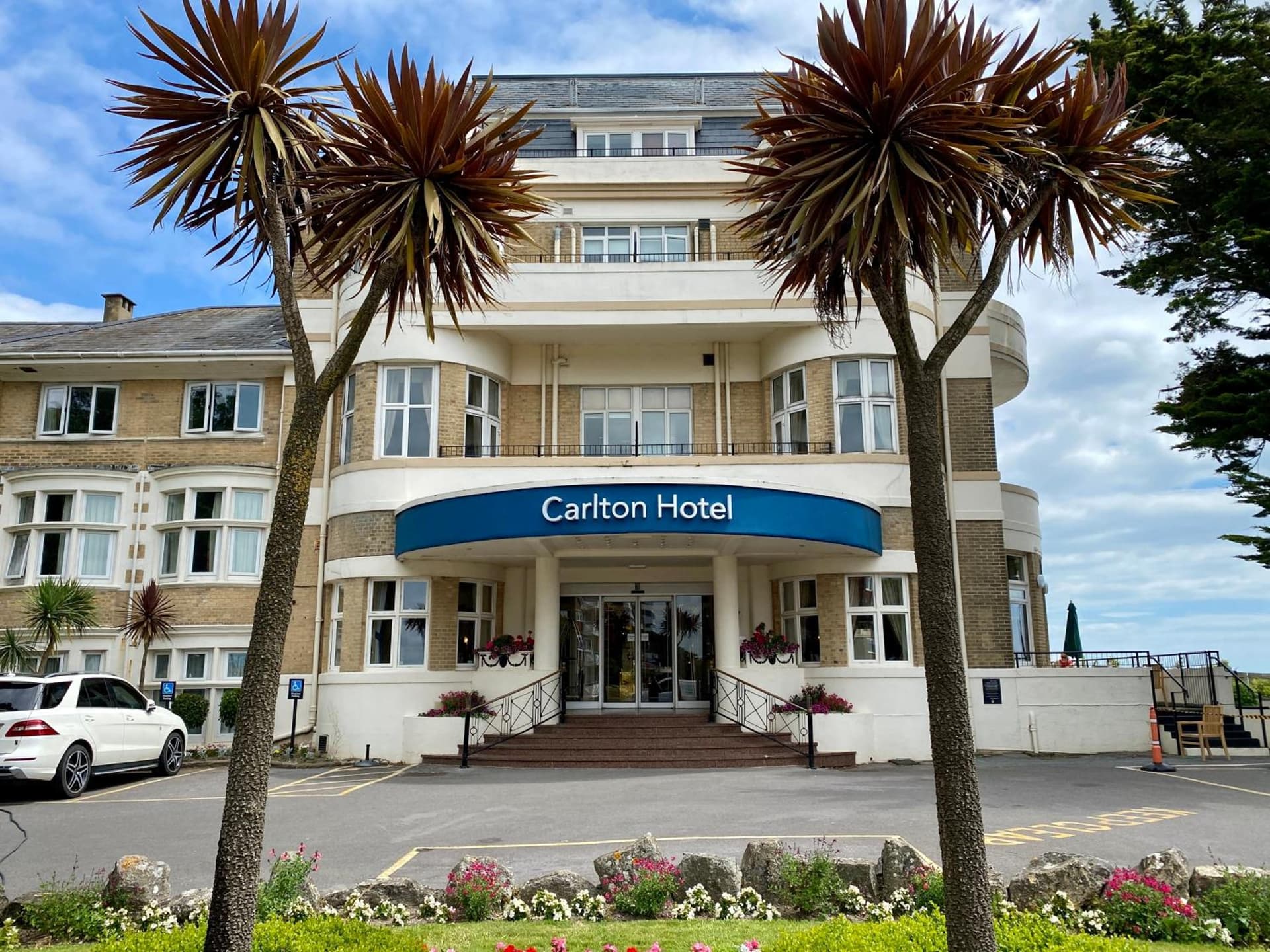 Bournemouth Carlton Hotel, By Belvilla