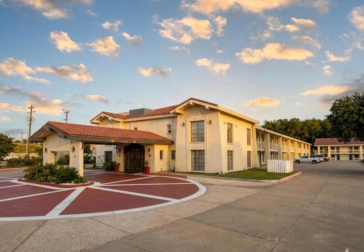 Baymont by Wyndham Nacogdoches Near University
