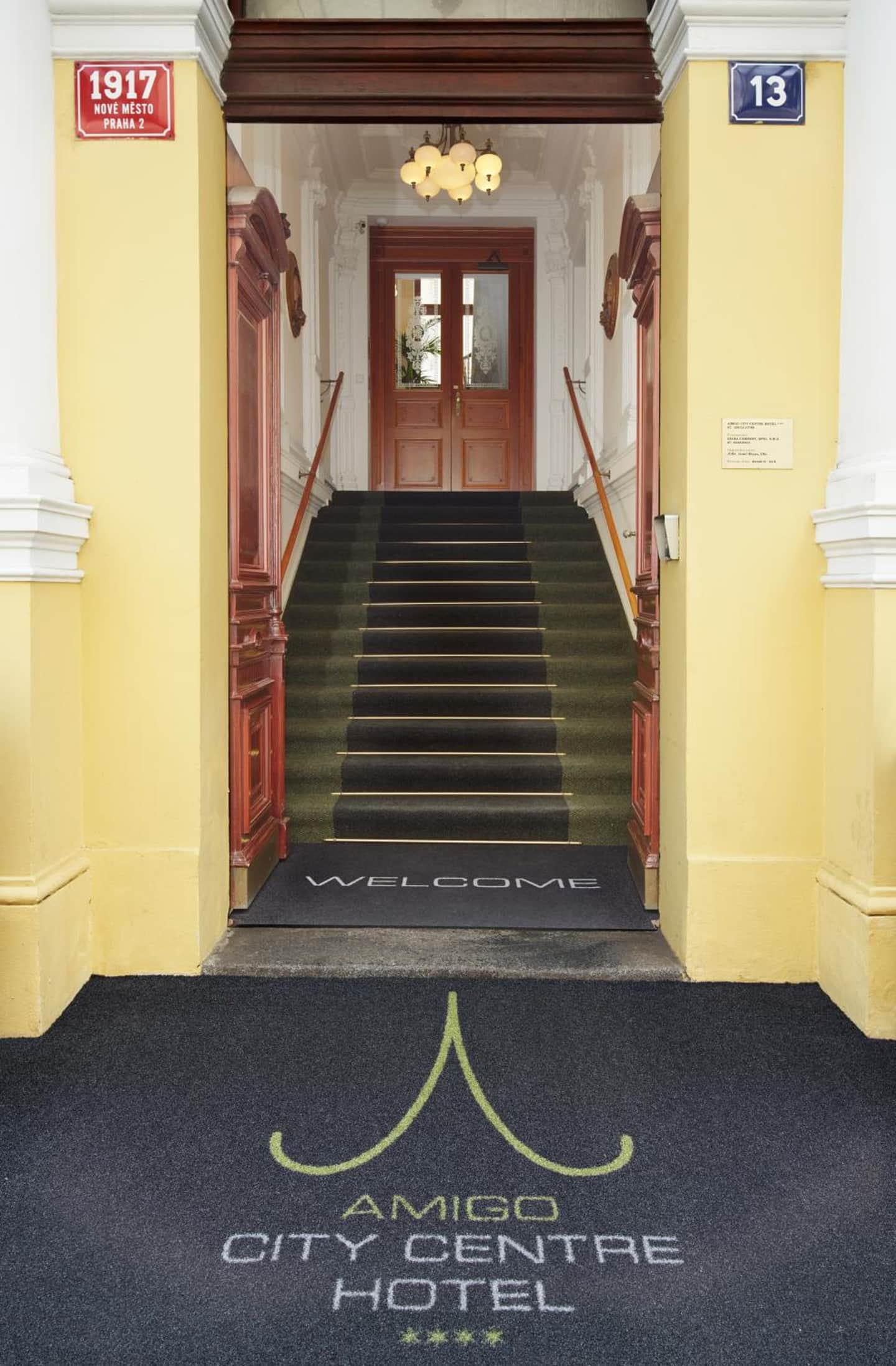 Amigo City Centre Hotel
