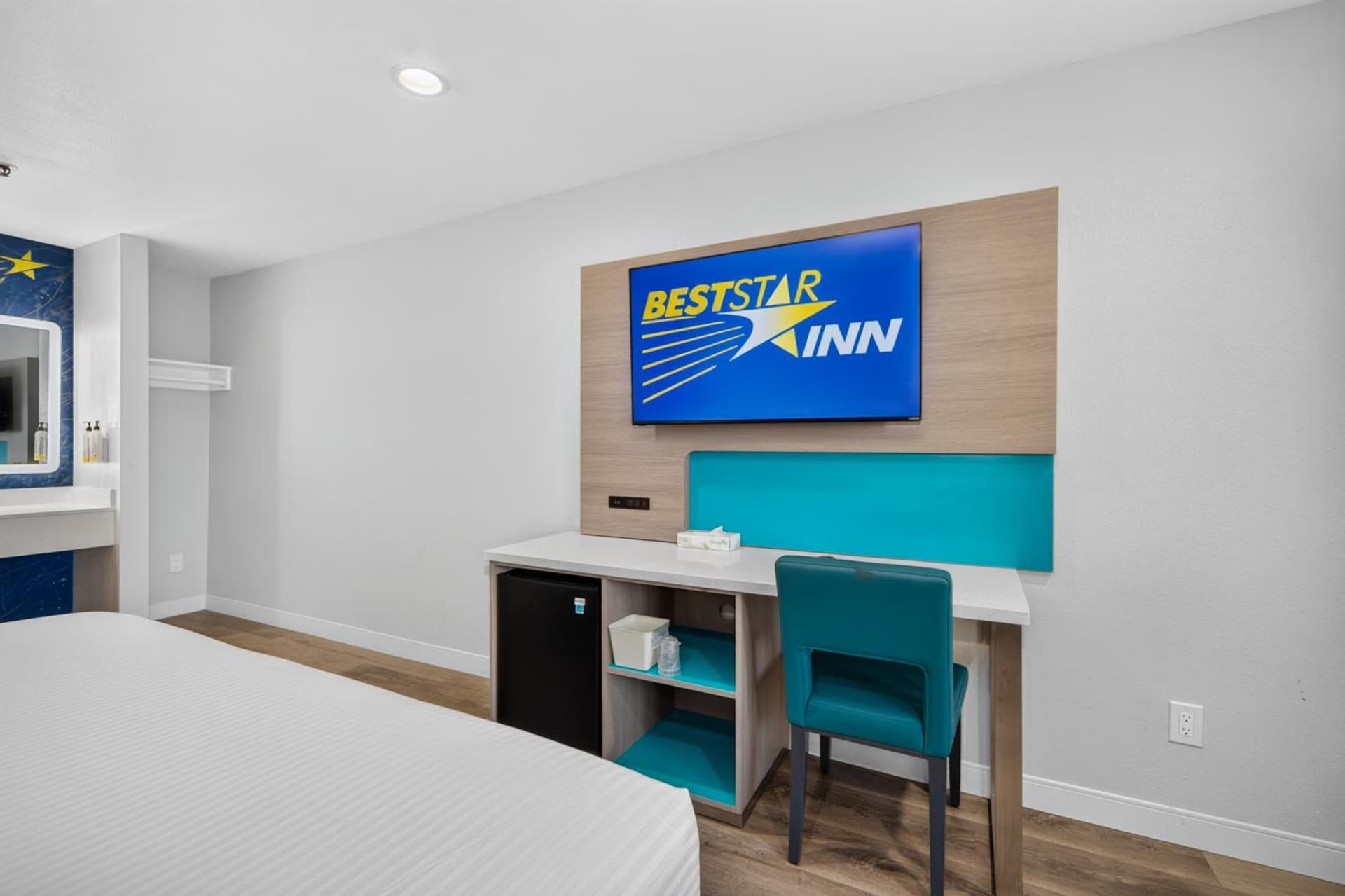 Best Star Inn - LA Commerce Casino, Citadel & I-5 freeway